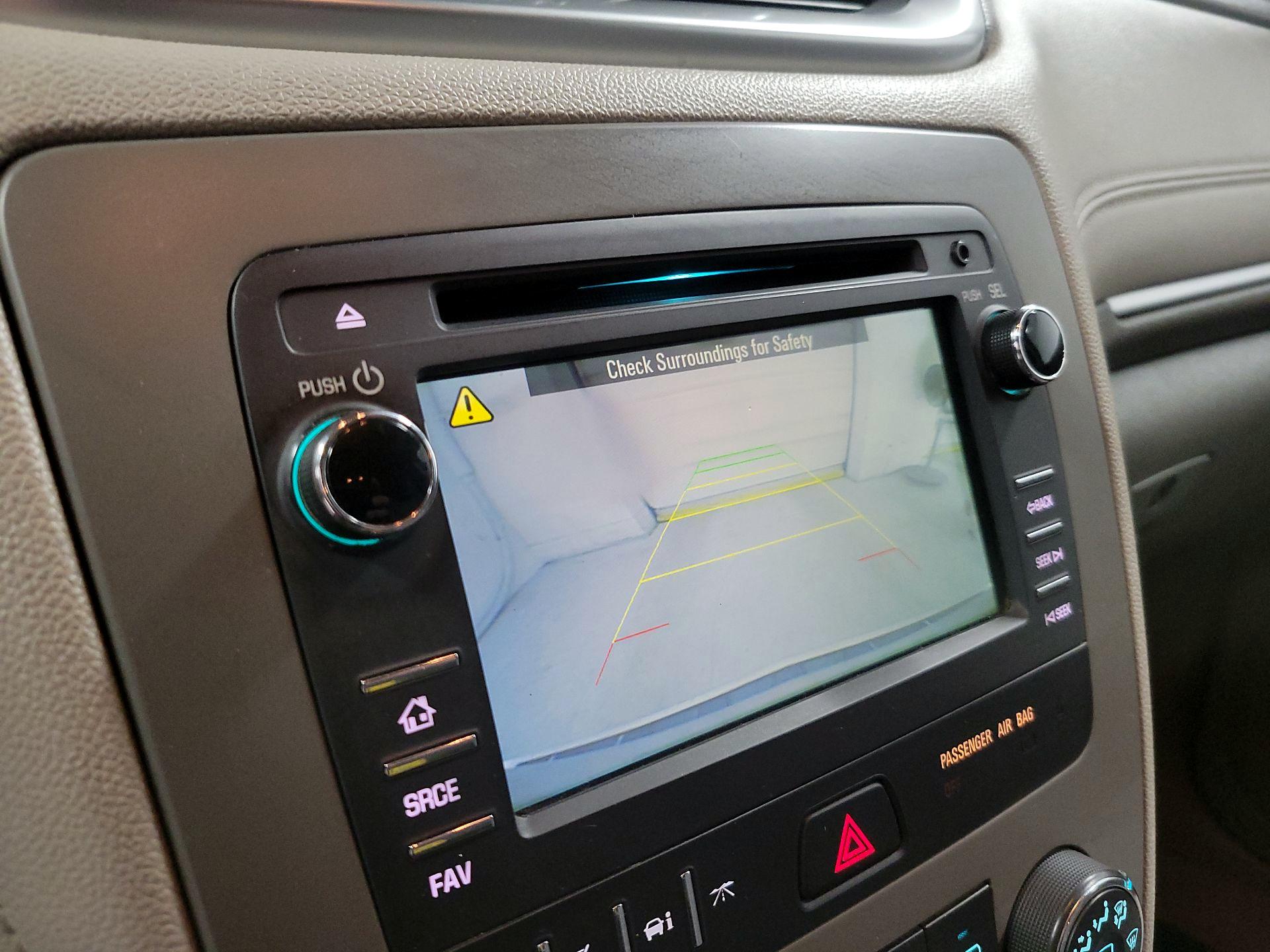 Thumbnail: 2015 Chevrolet Traverse - 14