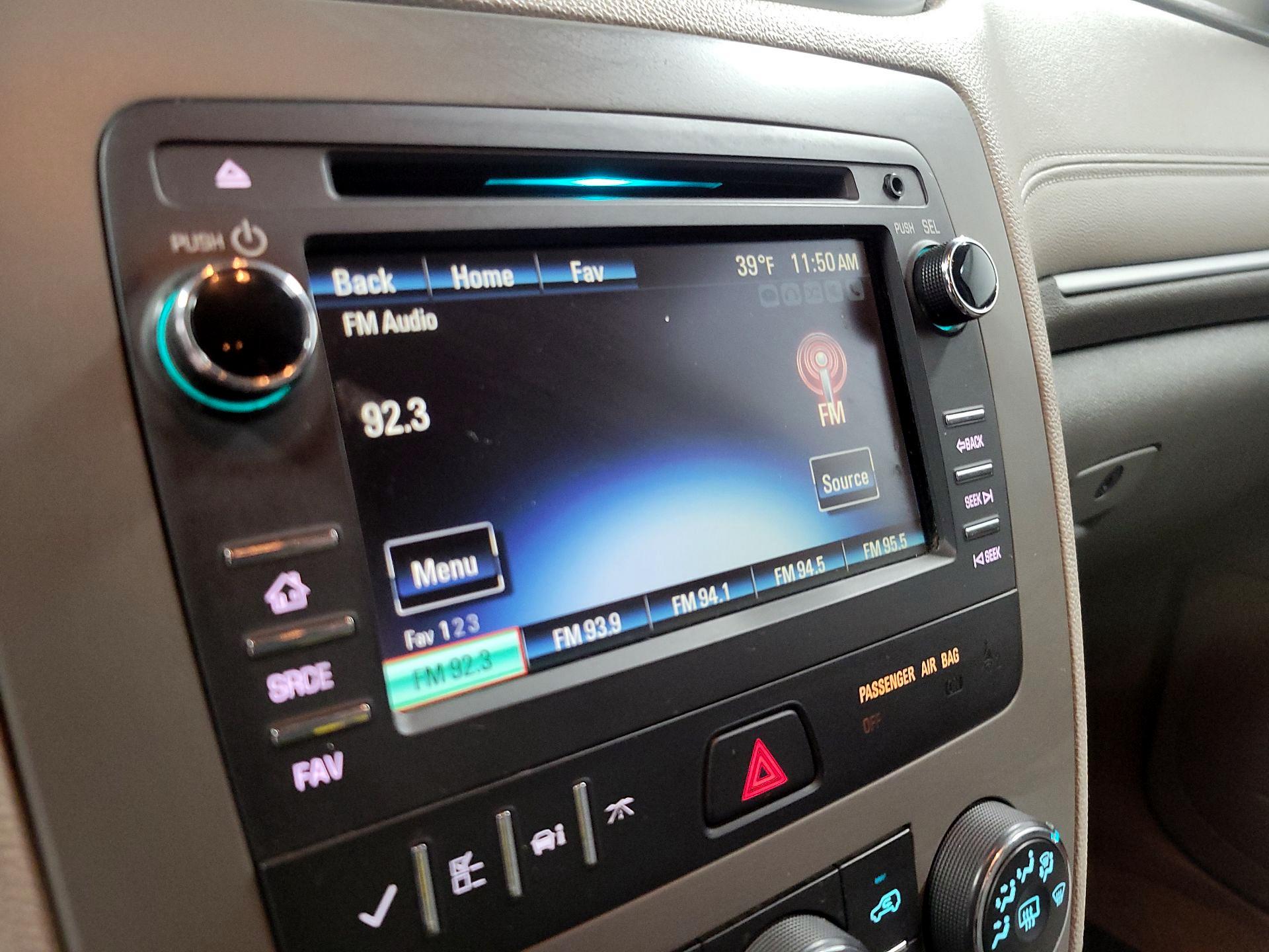 Thumbnail: 2015 Chevrolet Traverse - 15