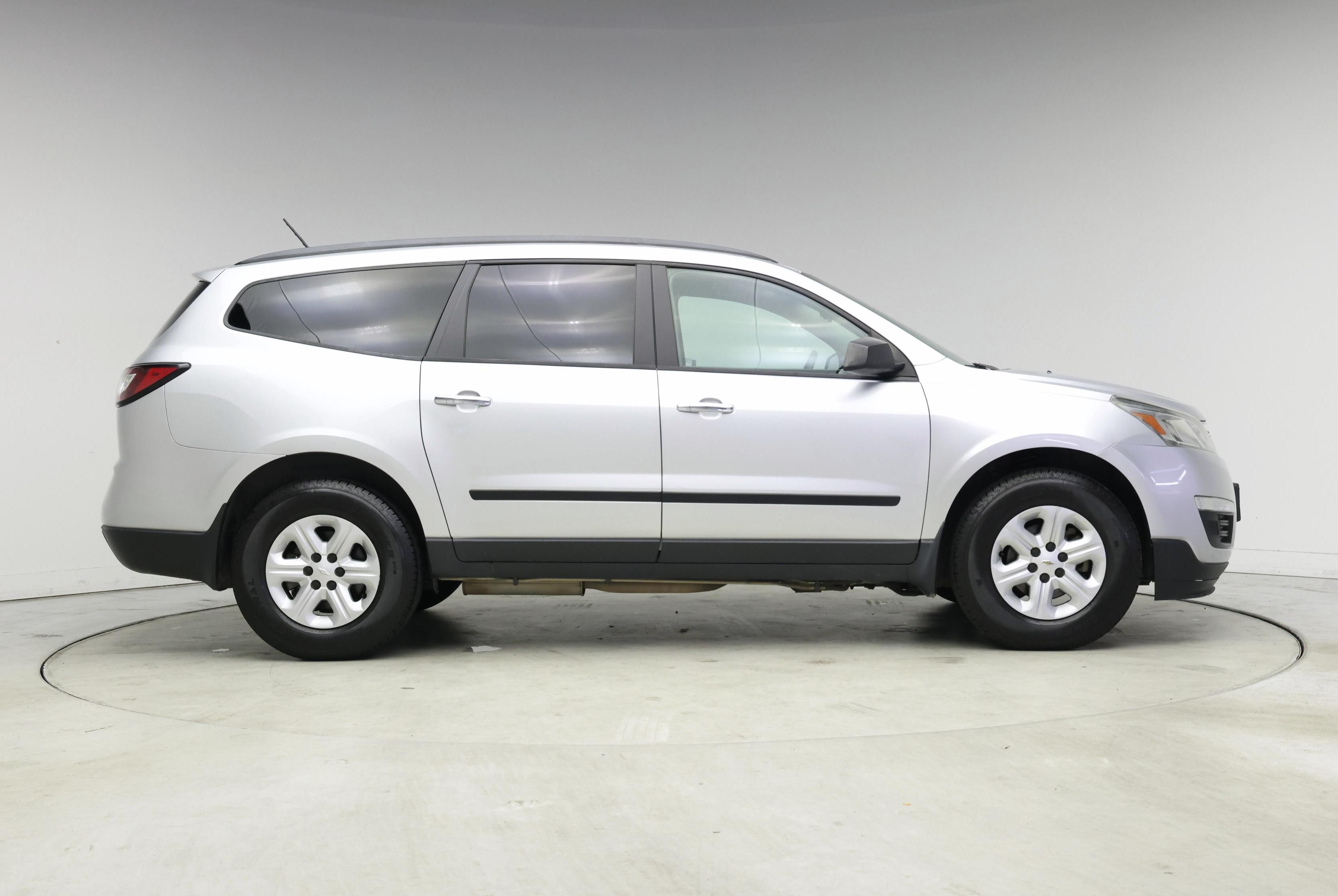 Thumbnail: 2015 Chevrolet Traverse - 7