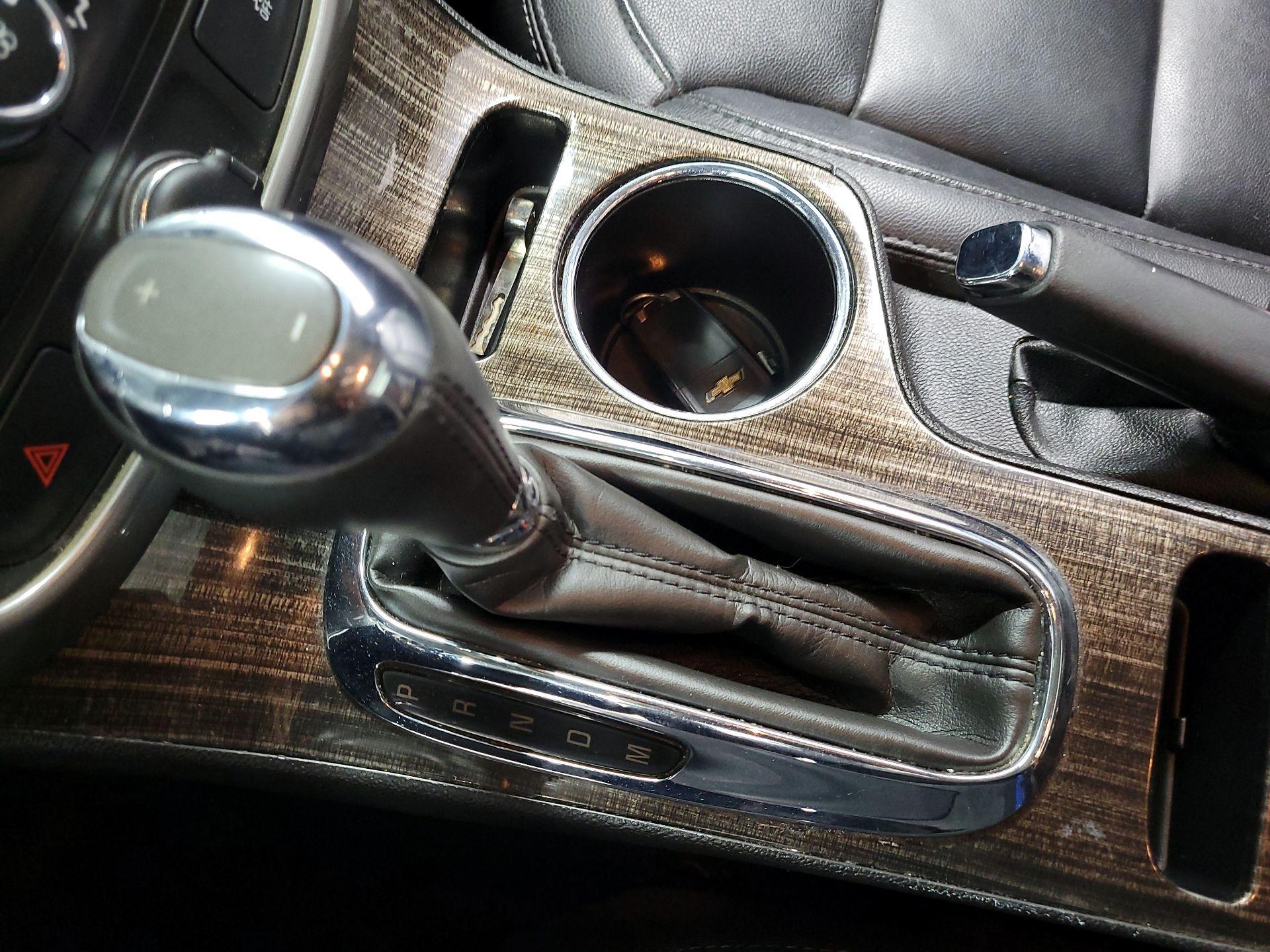 Thumbnail: 2015 Chevrolet Malibu - 16