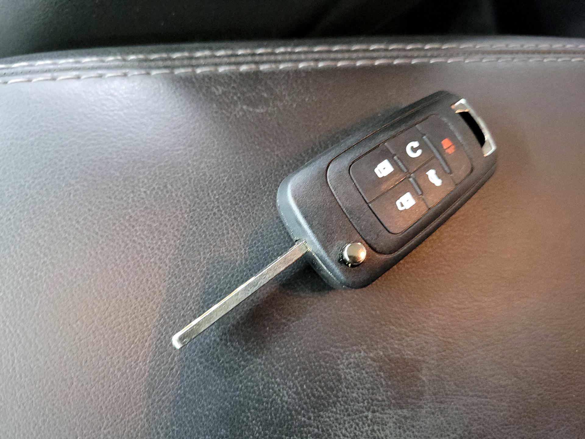 Thumbnail: 2015 Chevrolet Malibu - 20