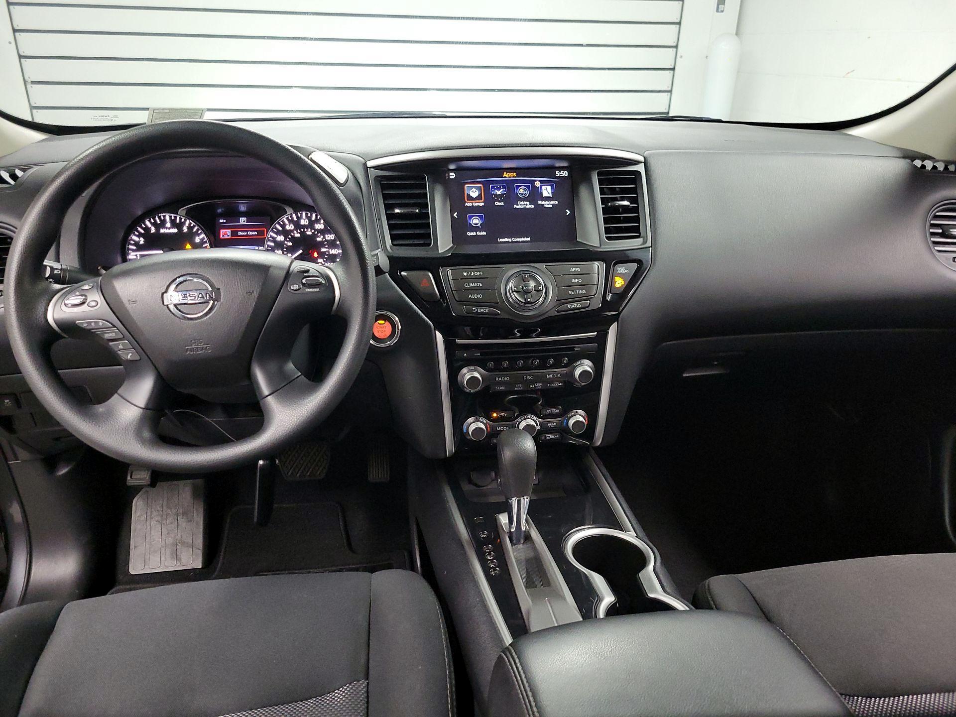 Thumbnail: 2019 Nissan Pathfinder - 9