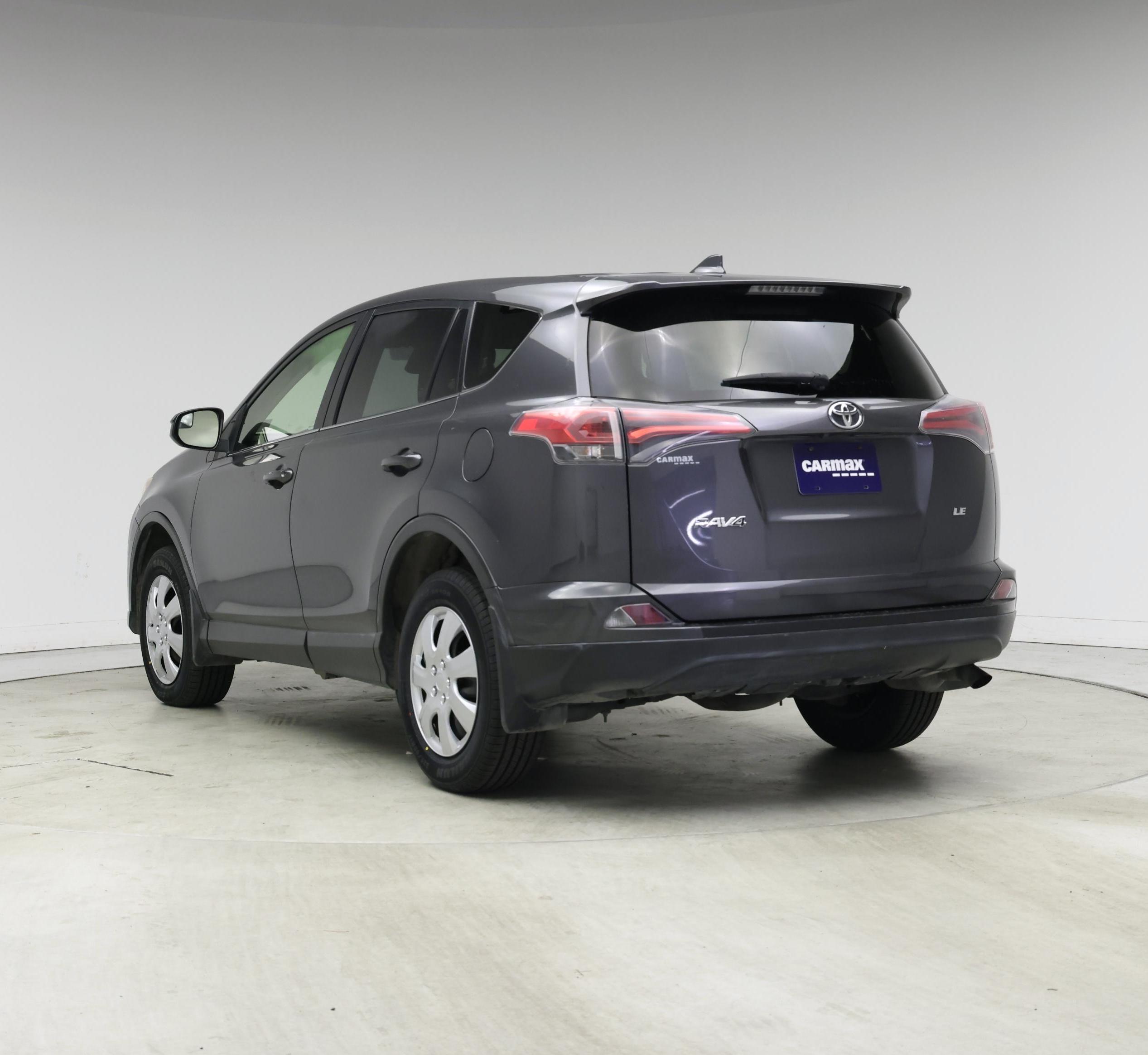 Thumbnail: 2018 Toyota RAV4 - 2