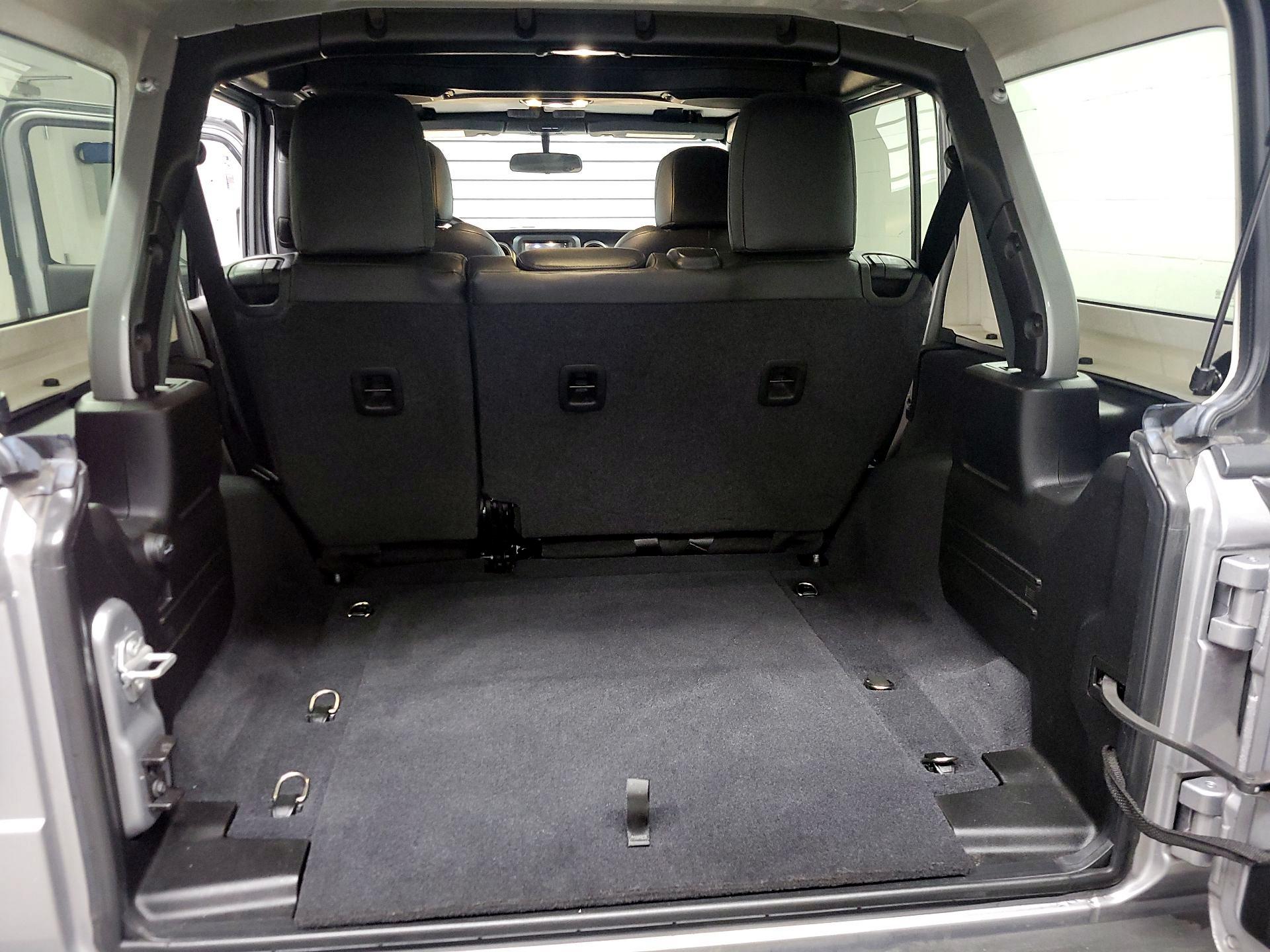 Thumbnail: 2019 Jeep Wrangler - 20