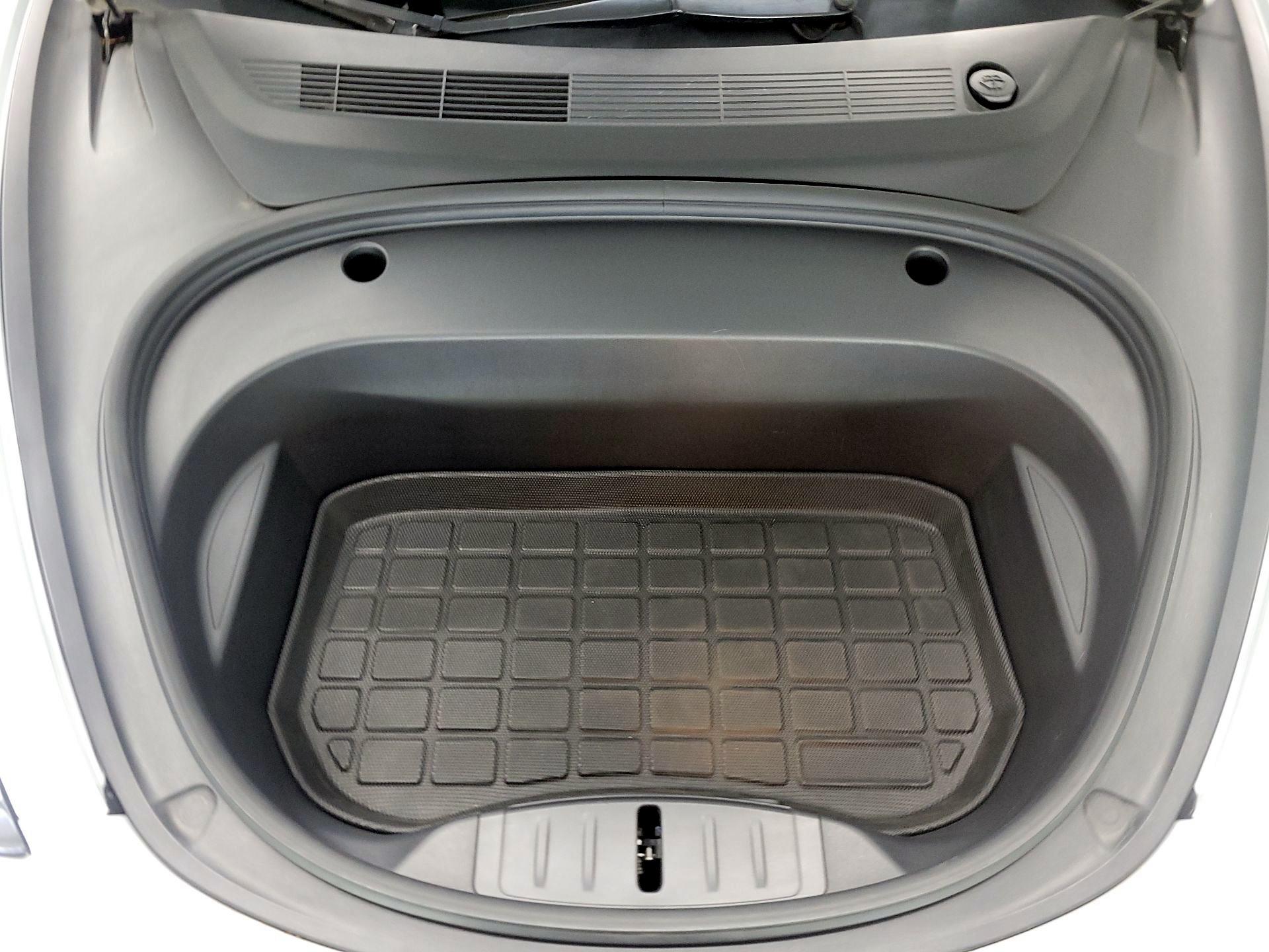 Thumbnail: 2022 Tesla Model 3 - 19