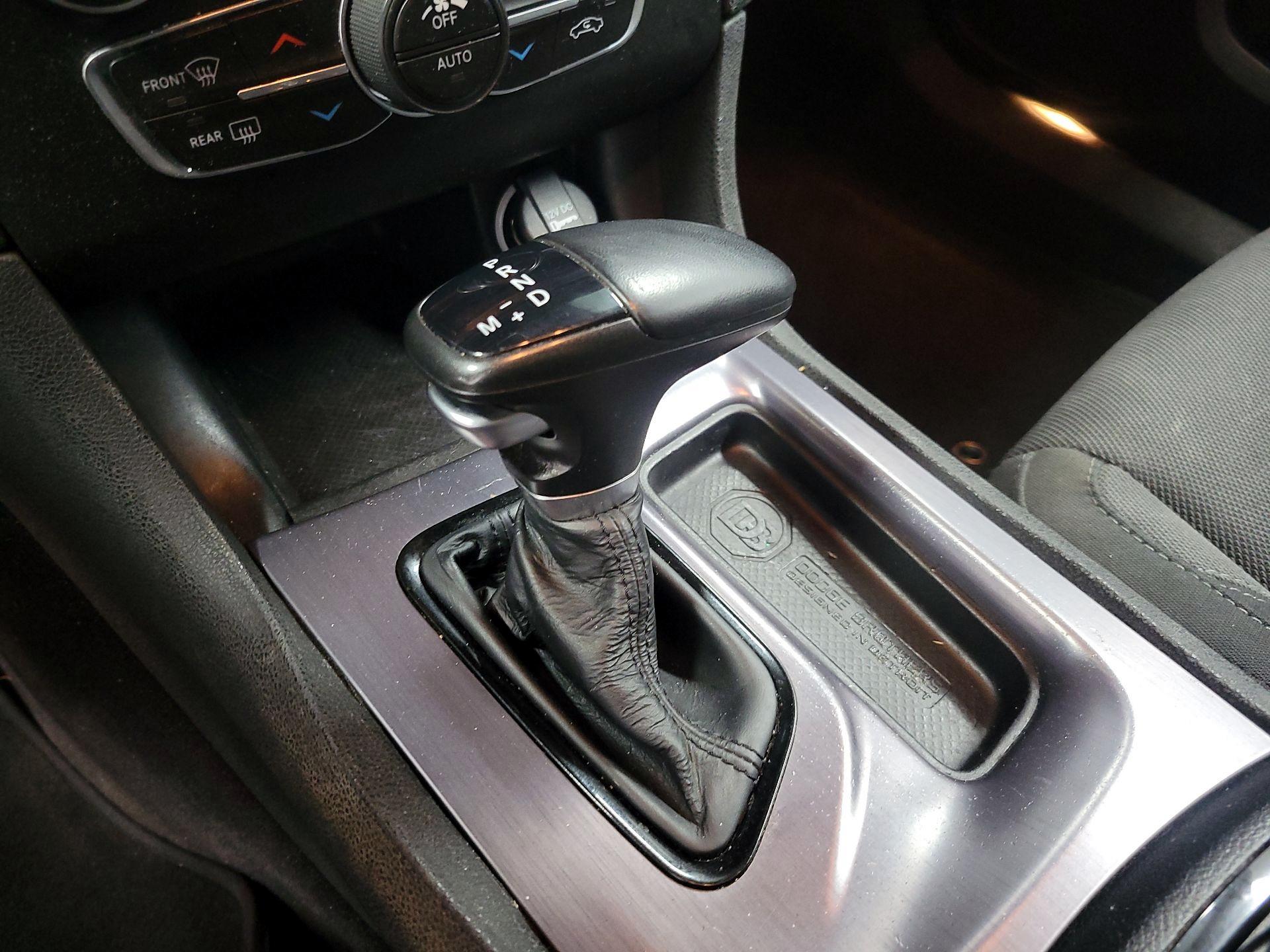 Thumbnail: 2018 Dodge Charger - 17