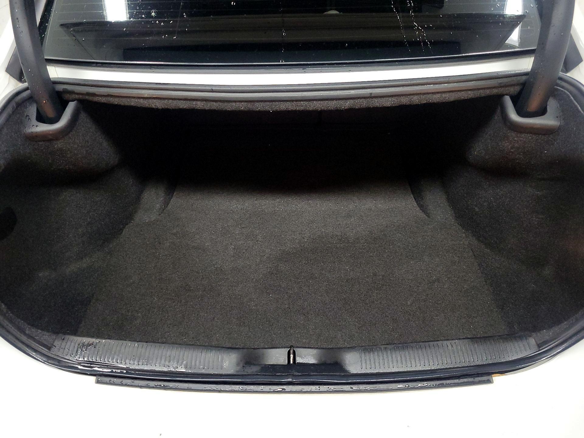 Thumbnail: 2018 Dodge Charger - 19