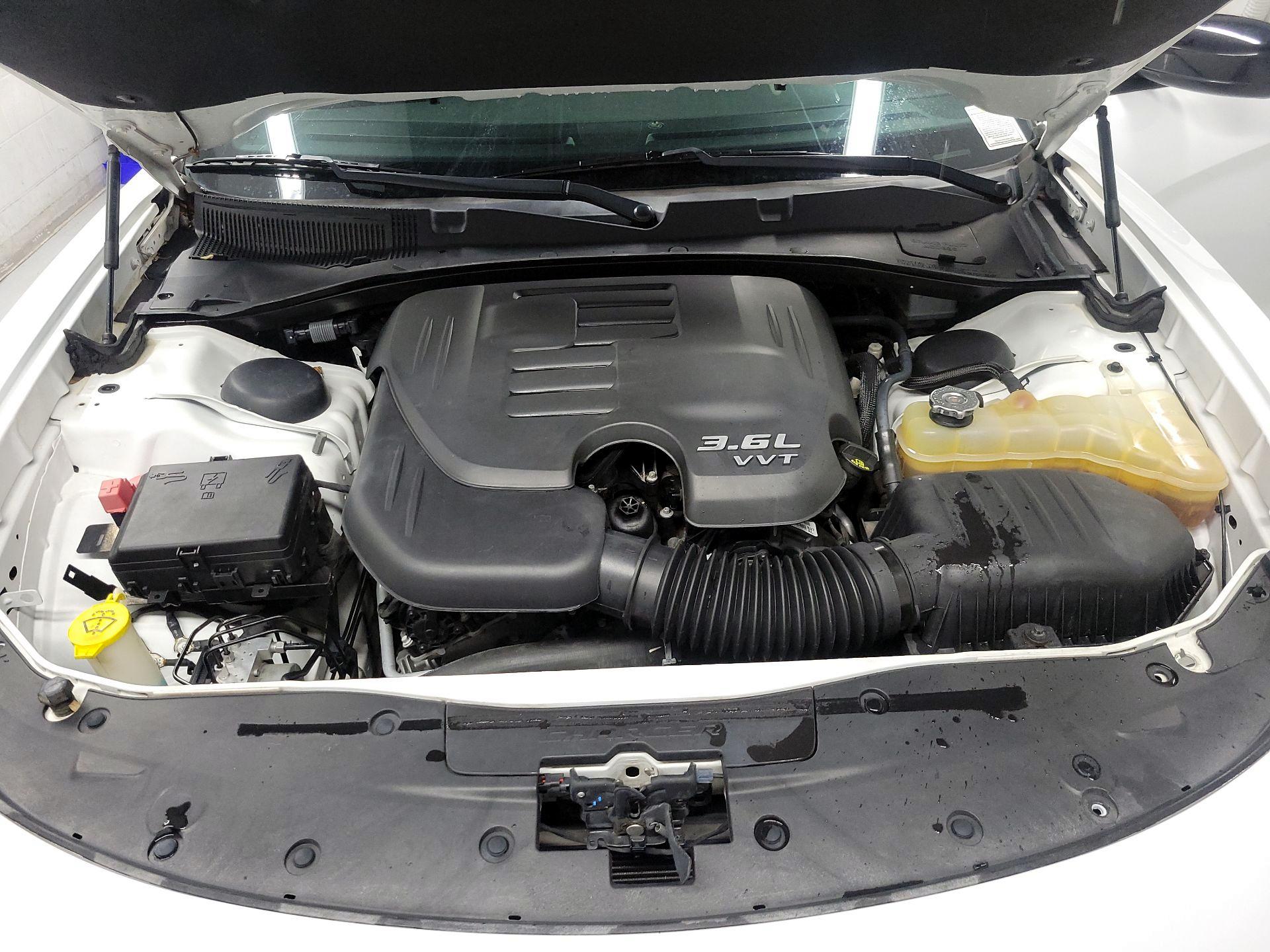 Thumbnail: 2018 Dodge Charger - 20