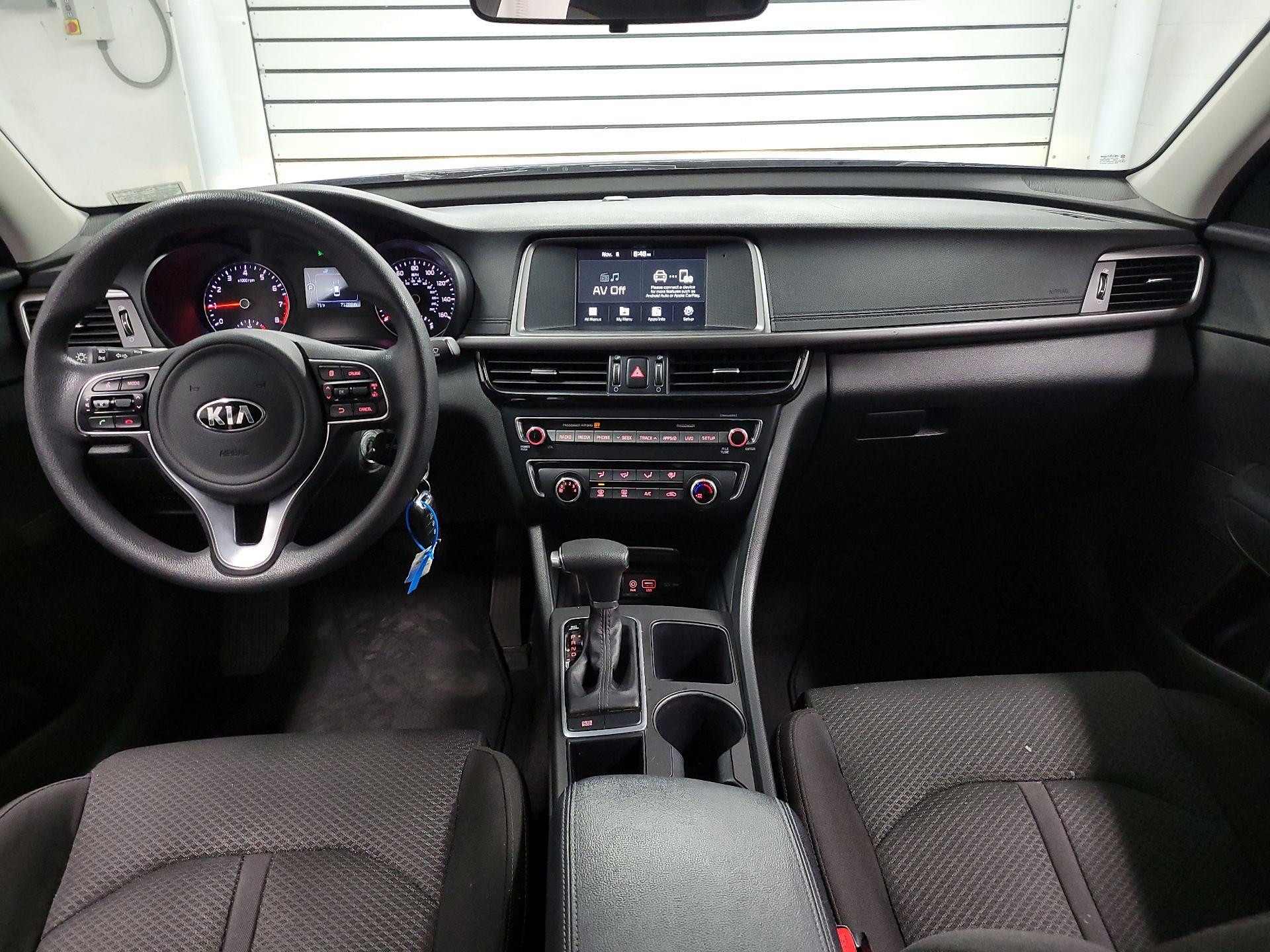 Thumbnail: 2018 Kia Optima - 9