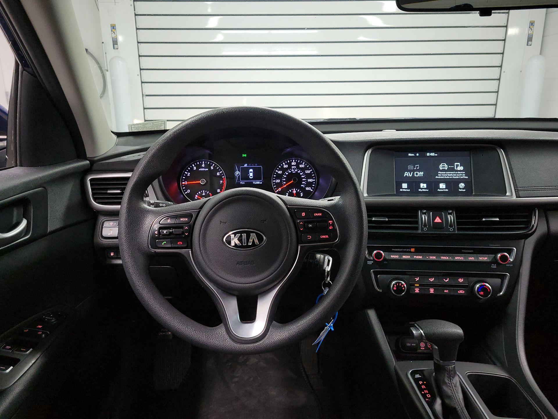 Thumbnail: 2018 Kia Optima - 10