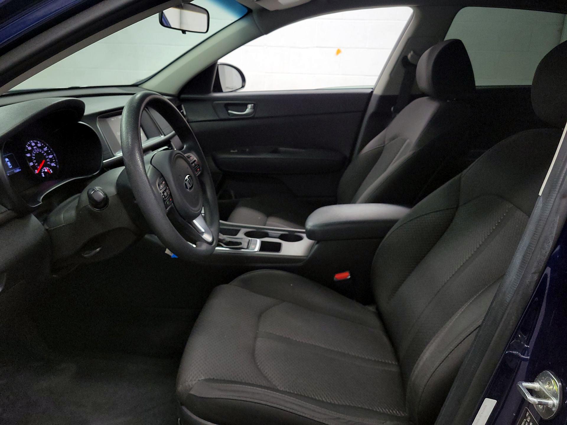 Thumbnail: 2018 Kia Optima - 11