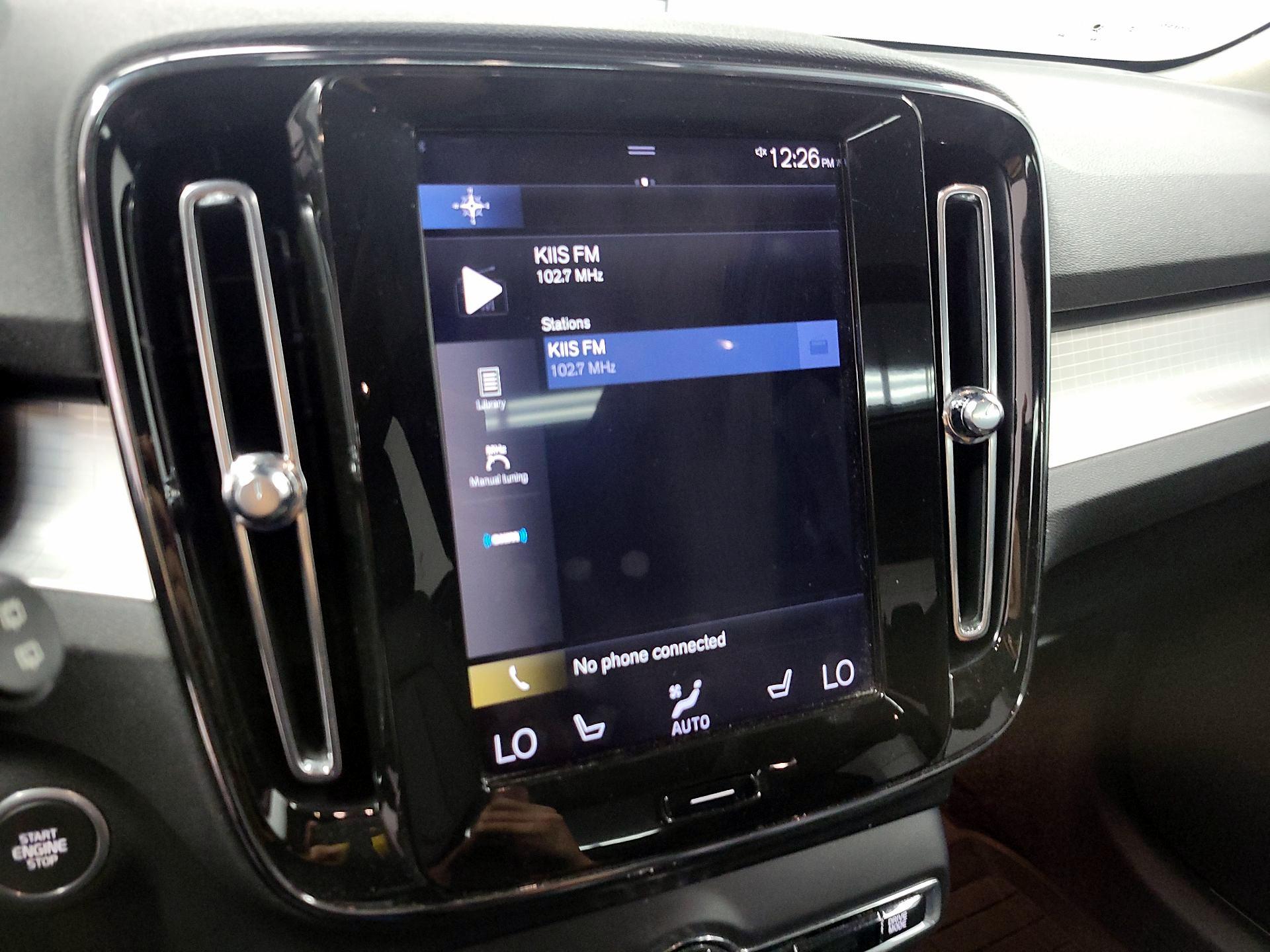 Thumbnail: 2020 Volvo XC40 - 14