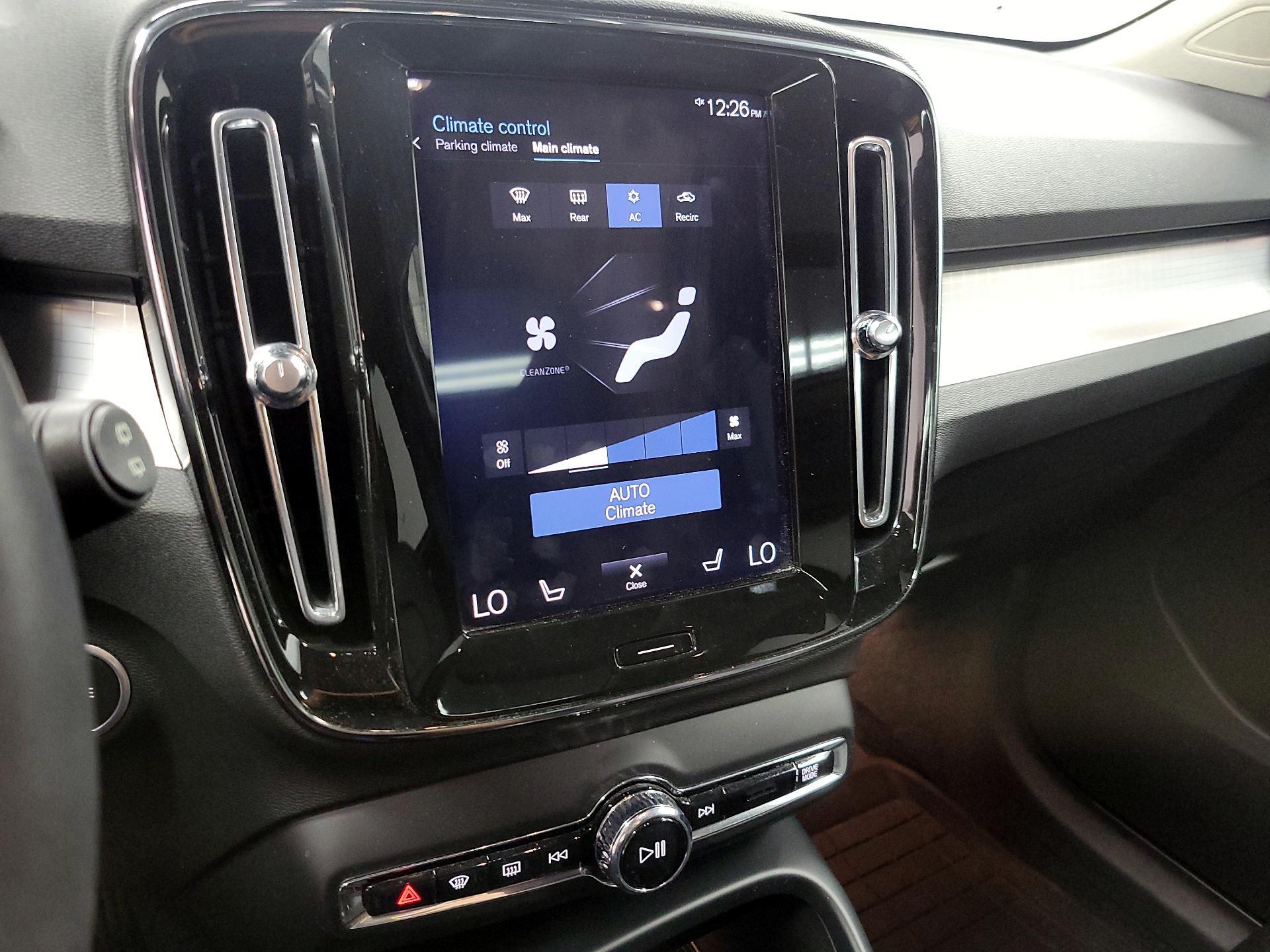 Thumbnail: 2020 Volvo XC40 - 15