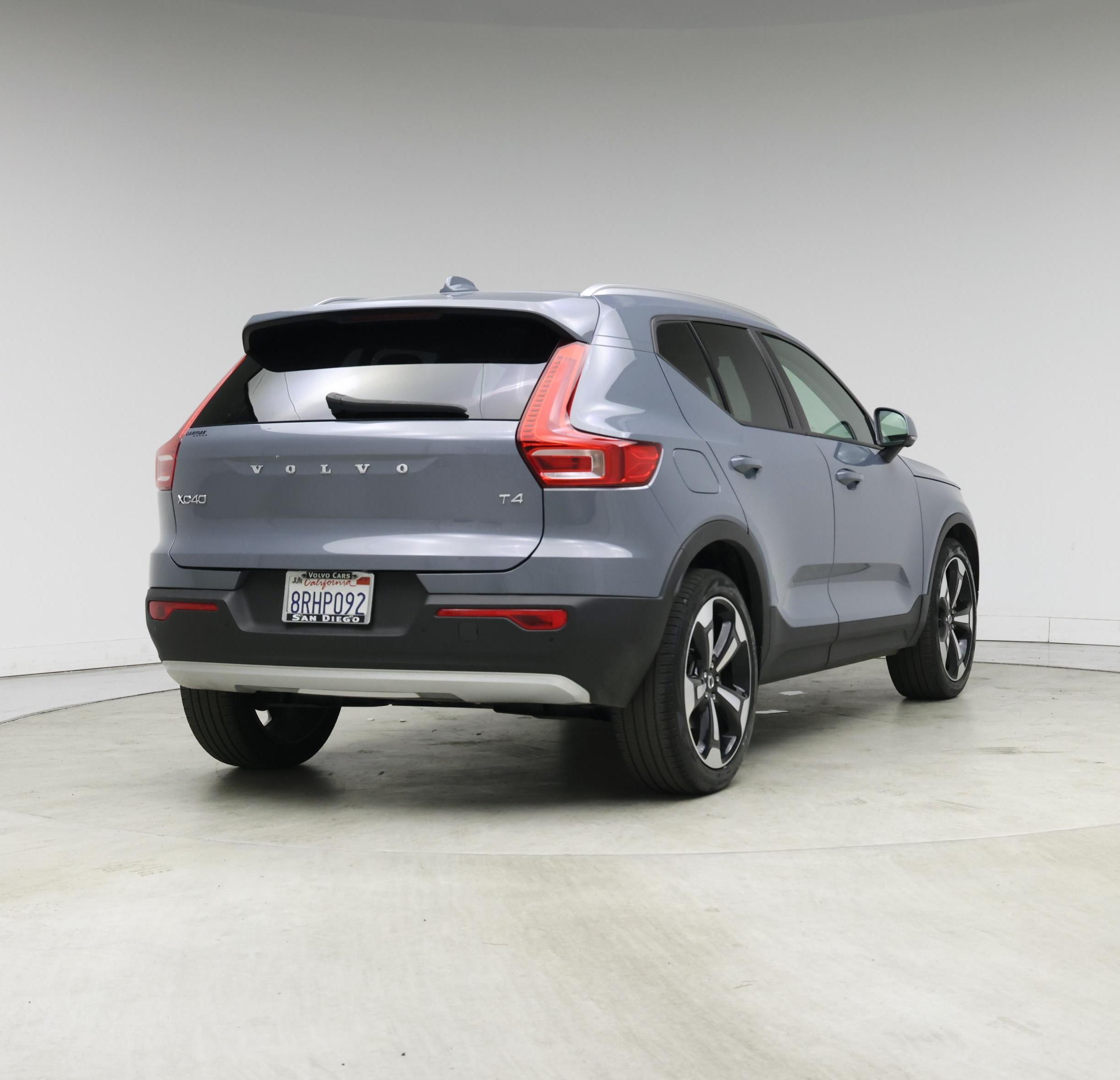 Thumbnail: 2020 Volvo XC40 - 8