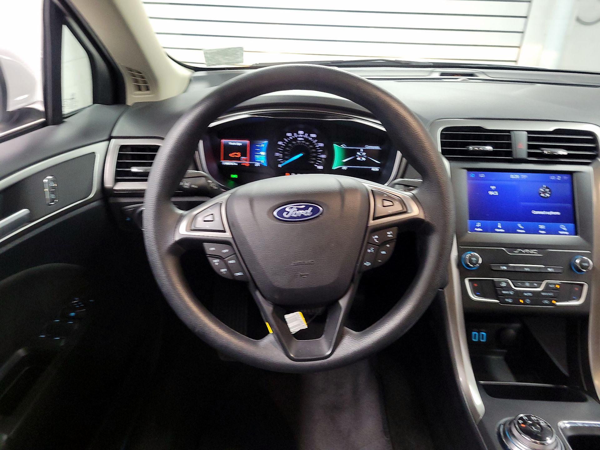 Thumbnail: 2020 Ford Fusion - 10