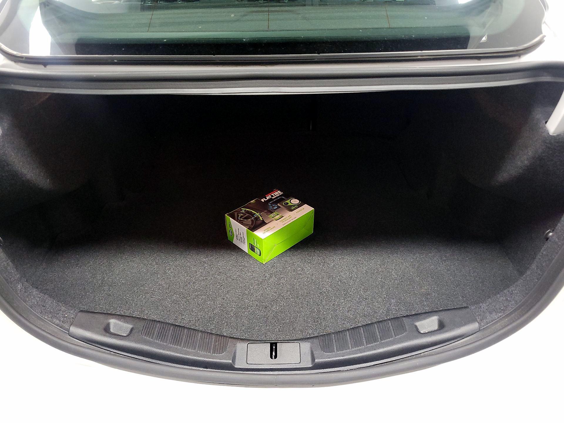 Thumbnail: 2020 Ford Fusion - 18