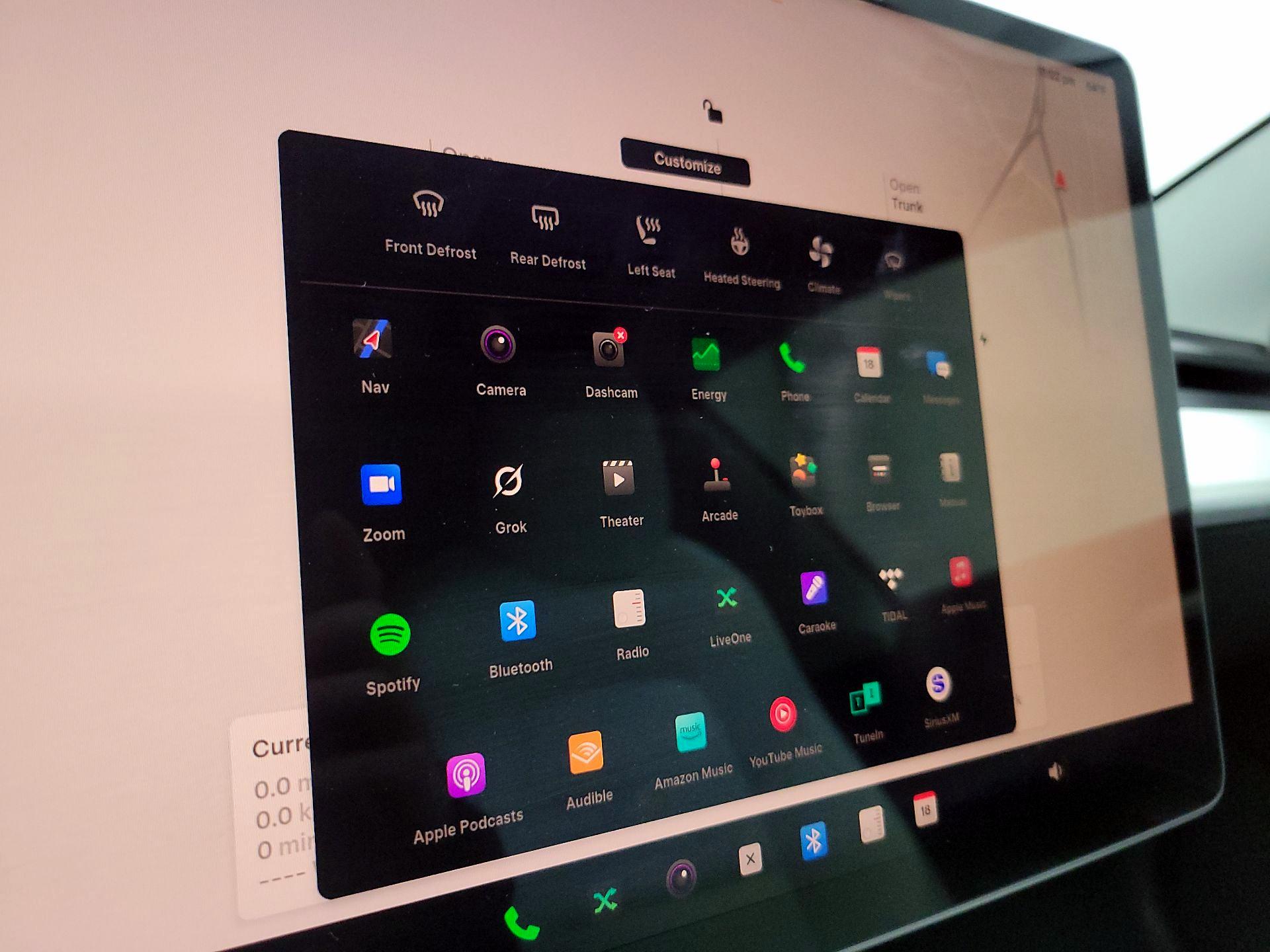 Thumbnail: 2023 Tesla Model 3 - 15