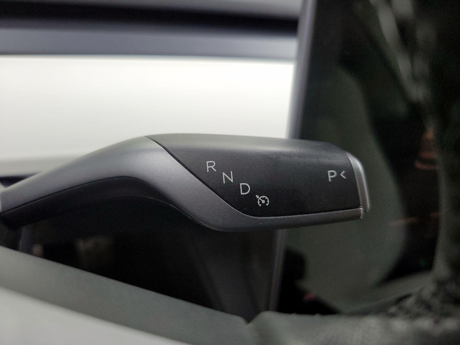 Thumbnail: 2023 Tesla Model 3 - 17