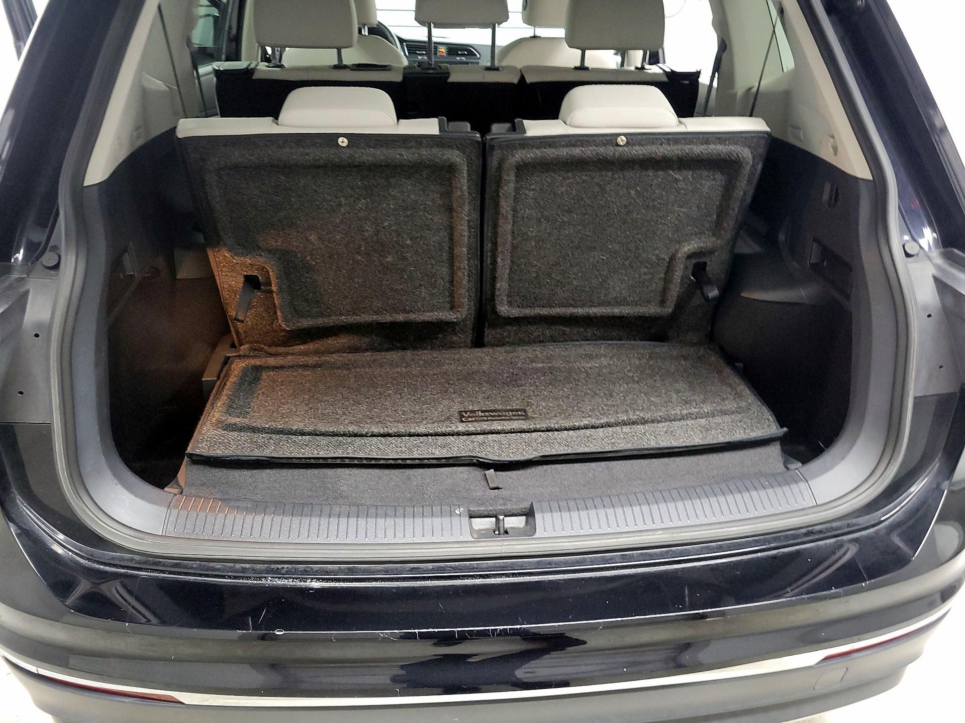 Thumbnail: 2020 Volkswagen Tiguan - 17