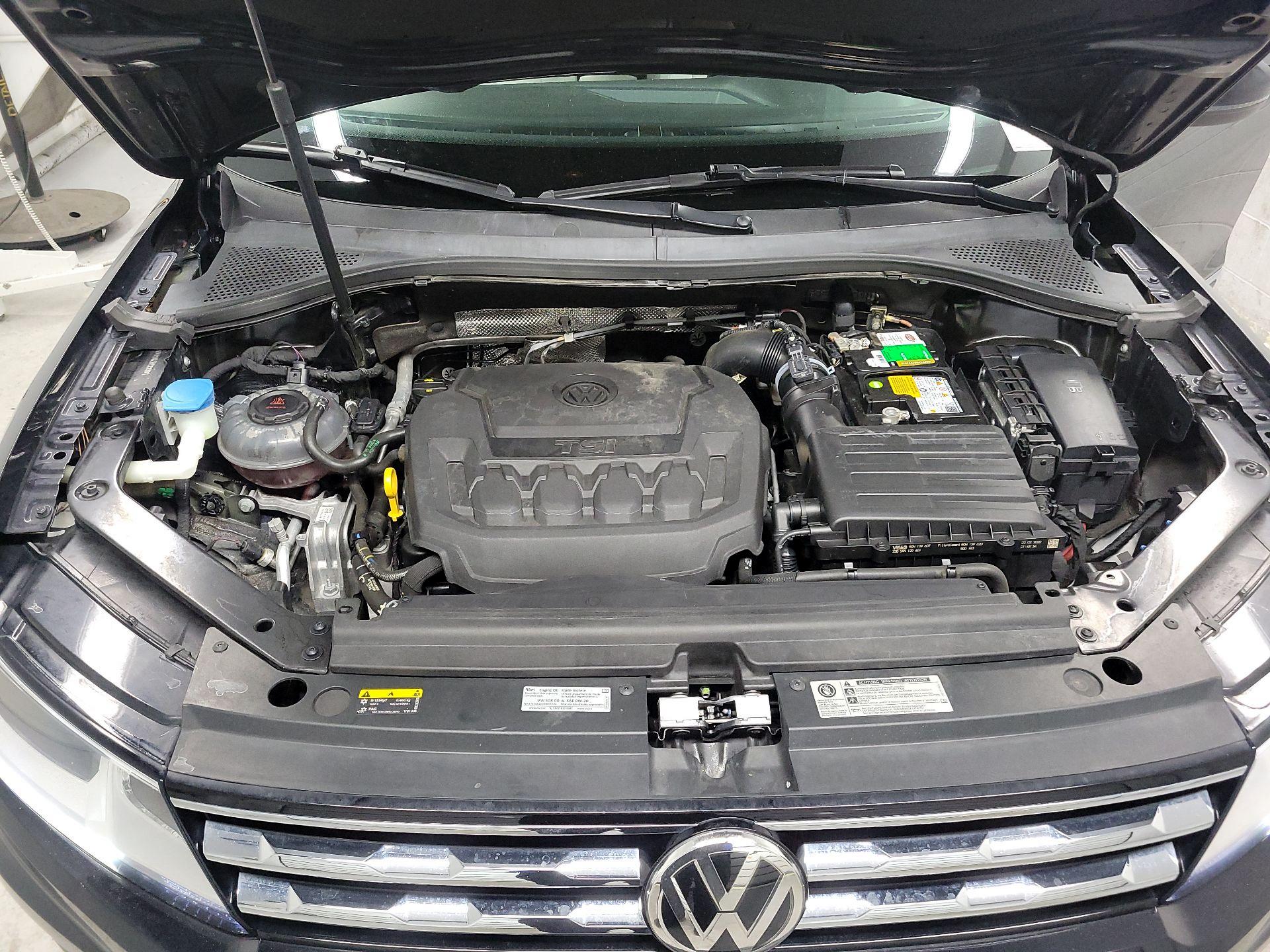 Thumbnail: 2020 Volkswagen Tiguan - 18