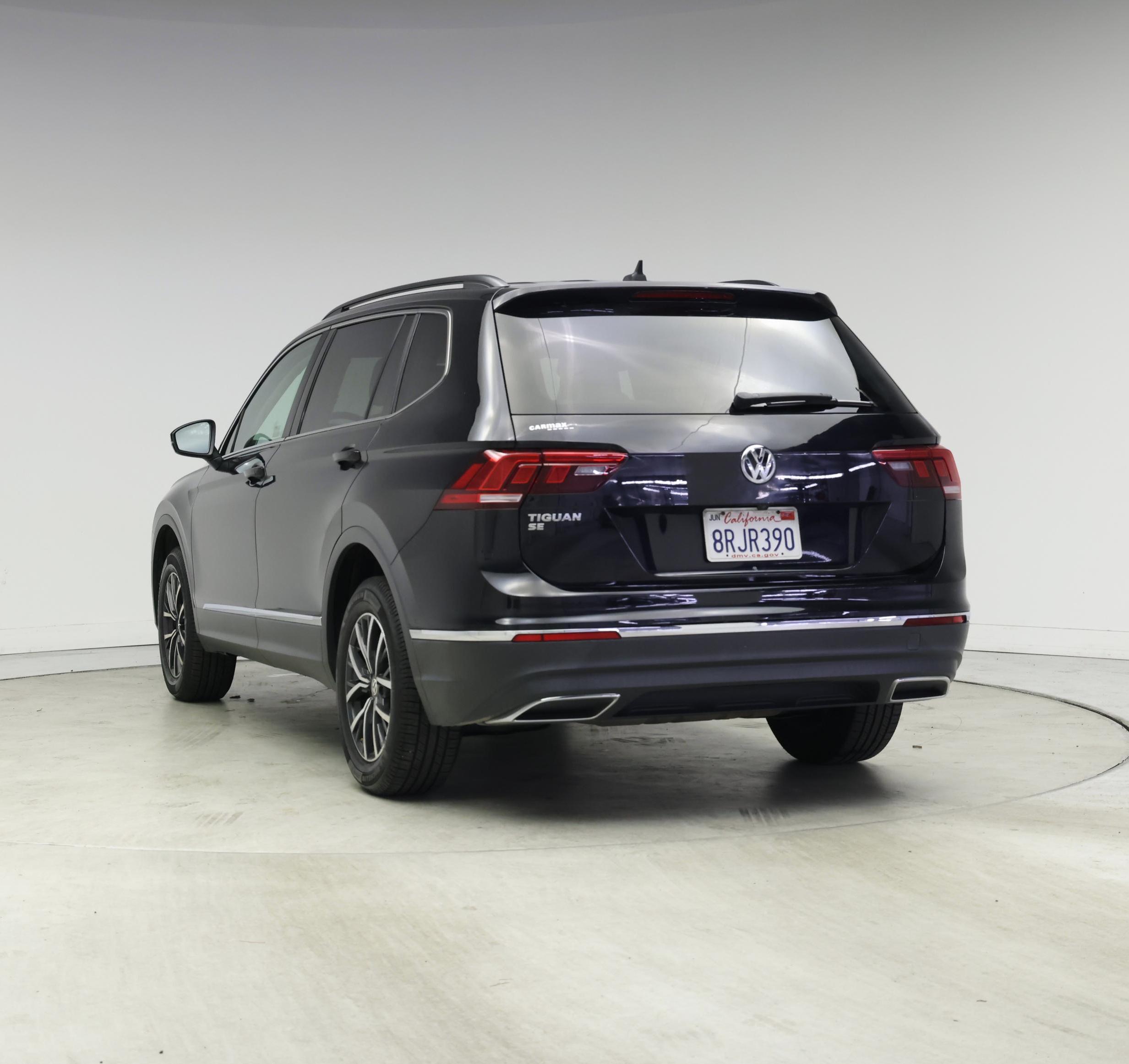 Thumbnail: 2020 Volkswagen Tiguan - 2