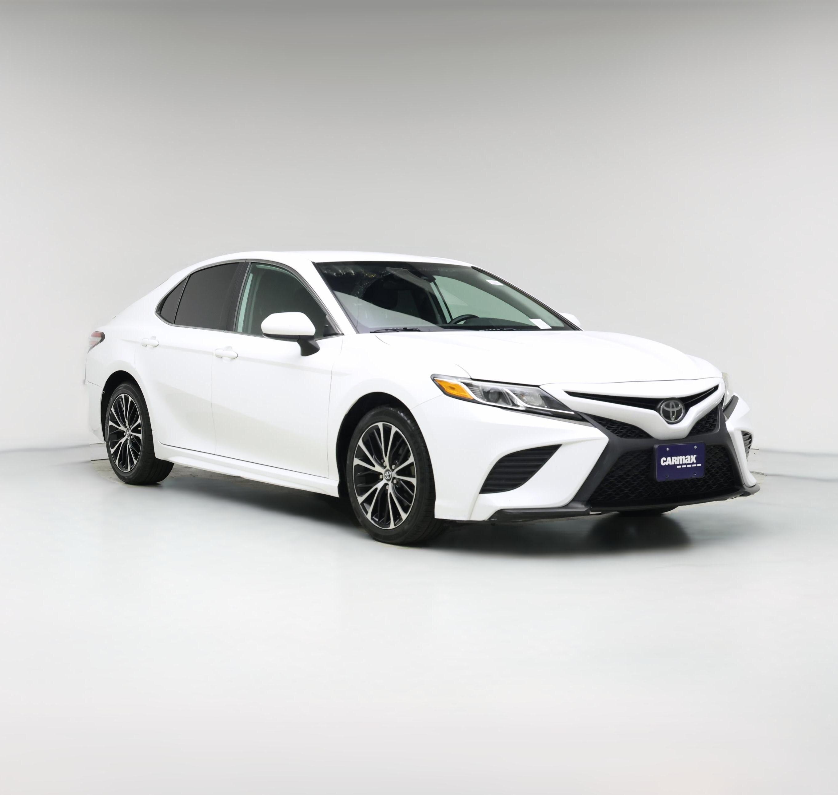 Thumbnail: 2019 Toyota Camry - 1