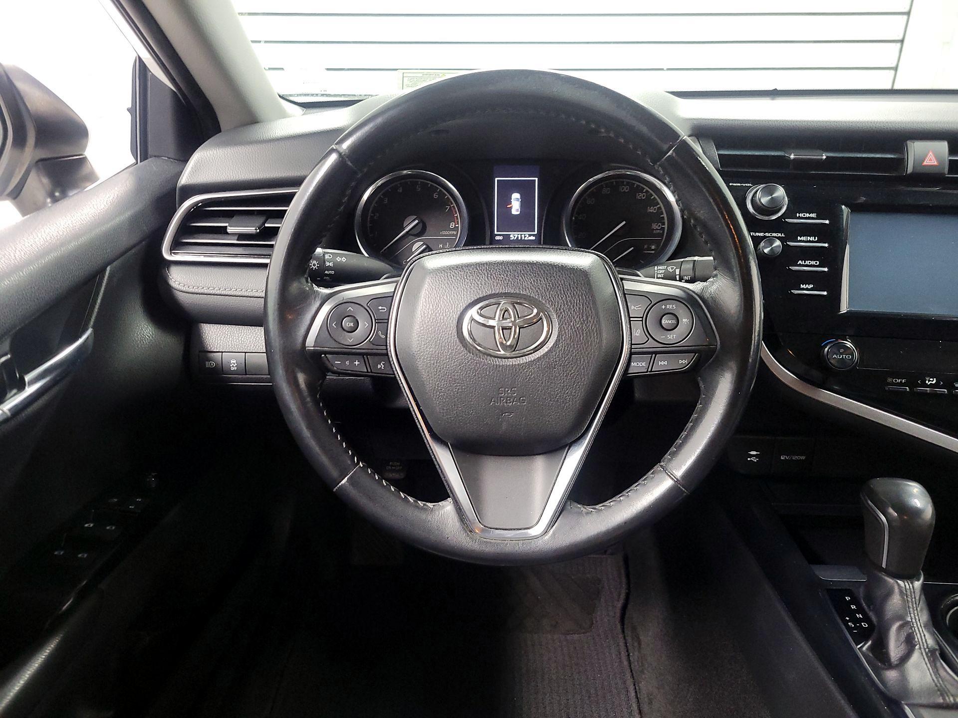 Thumbnail: 2019 Toyota Camry - 10