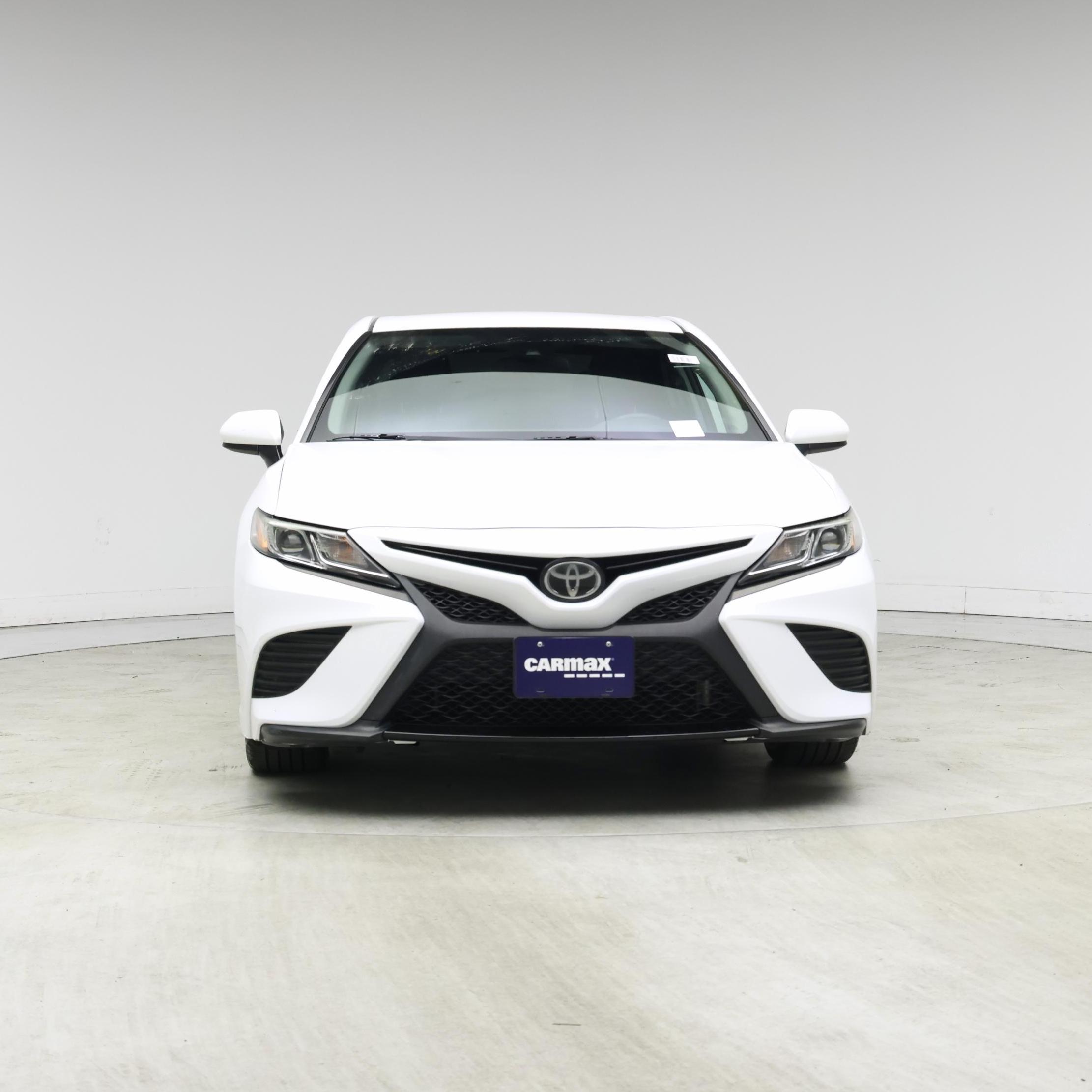 Thumbnail: 2019 Toyota Camry - 5