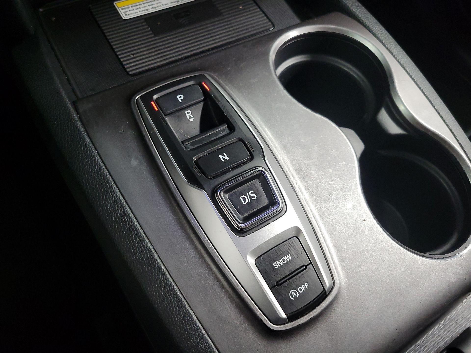 Thumbnail: 2021 Honda Pilot - 16