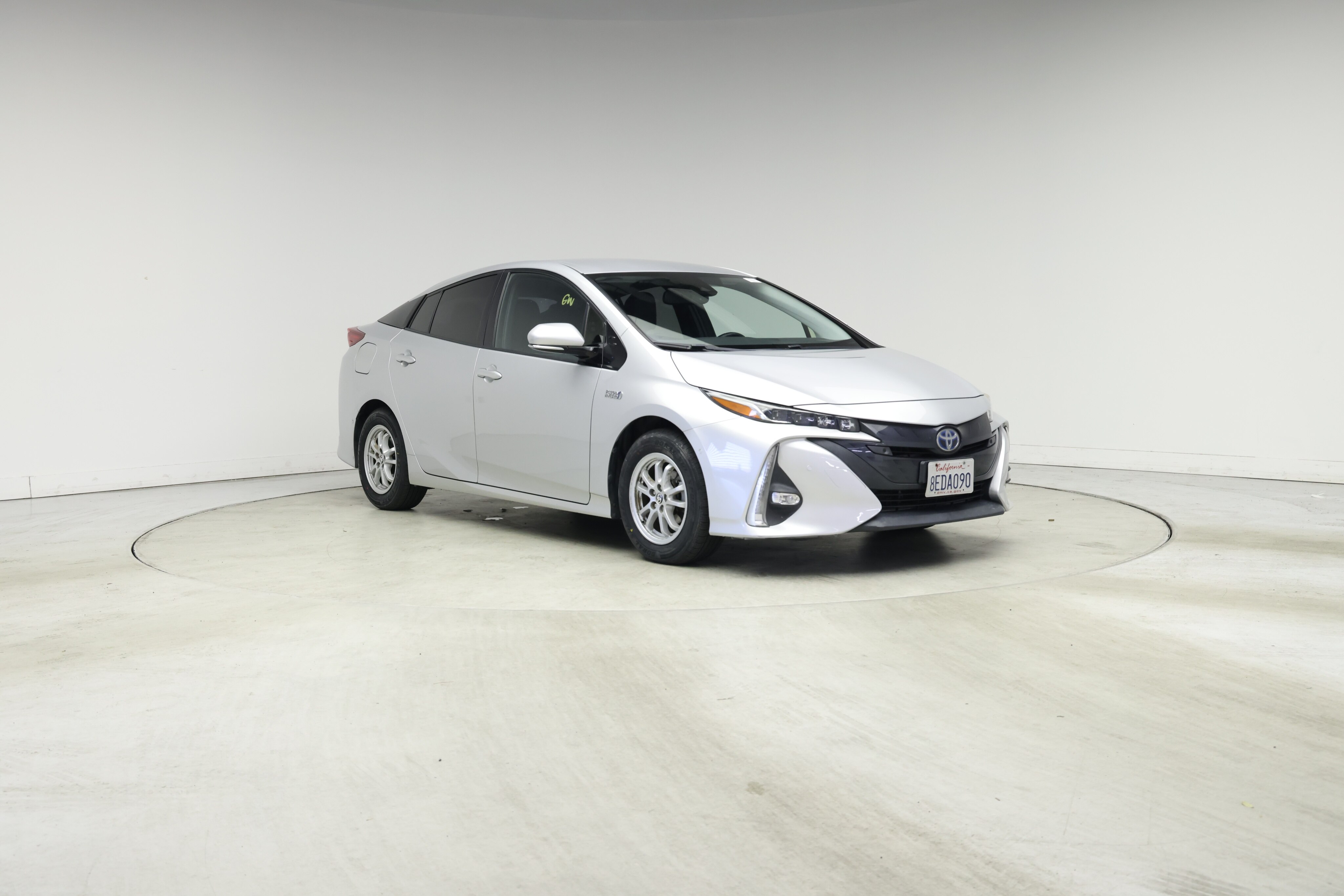 Thumbnail: 2017 Toyota Prius Prime - 1