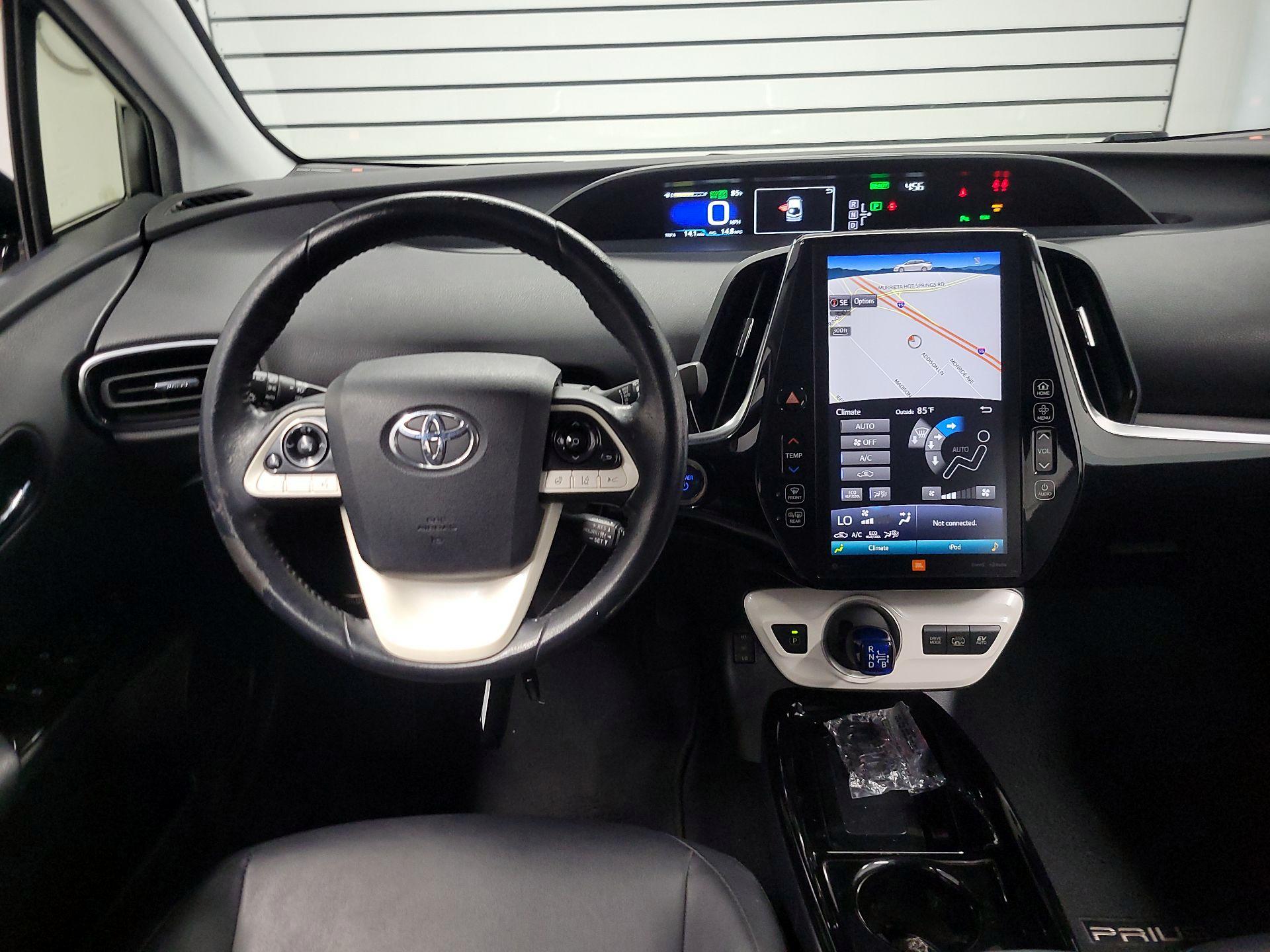 Thumbnail: 2017 Toyota Prius Prime - 9