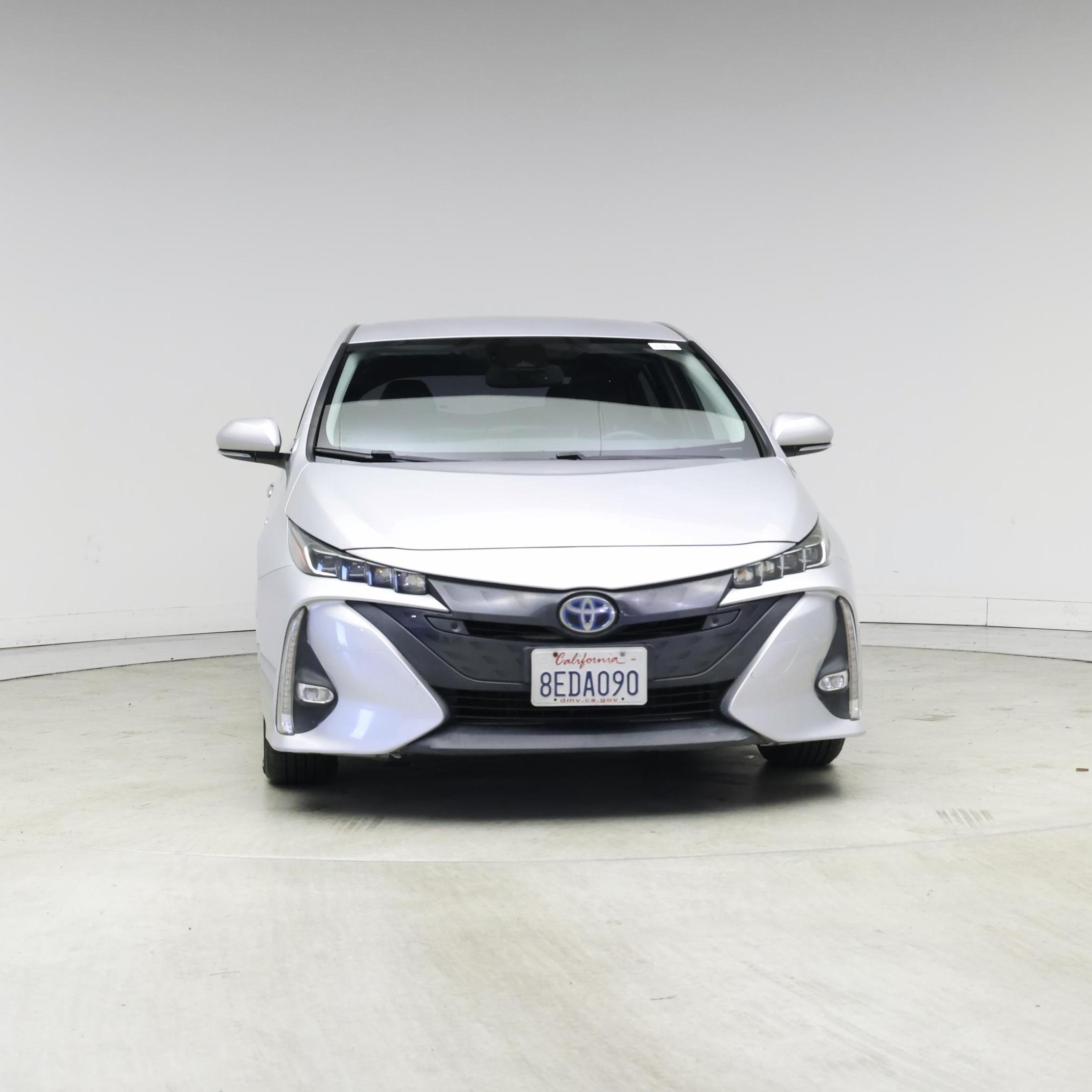 Thumbnail: 2017 Toyota Prius Prime - 5