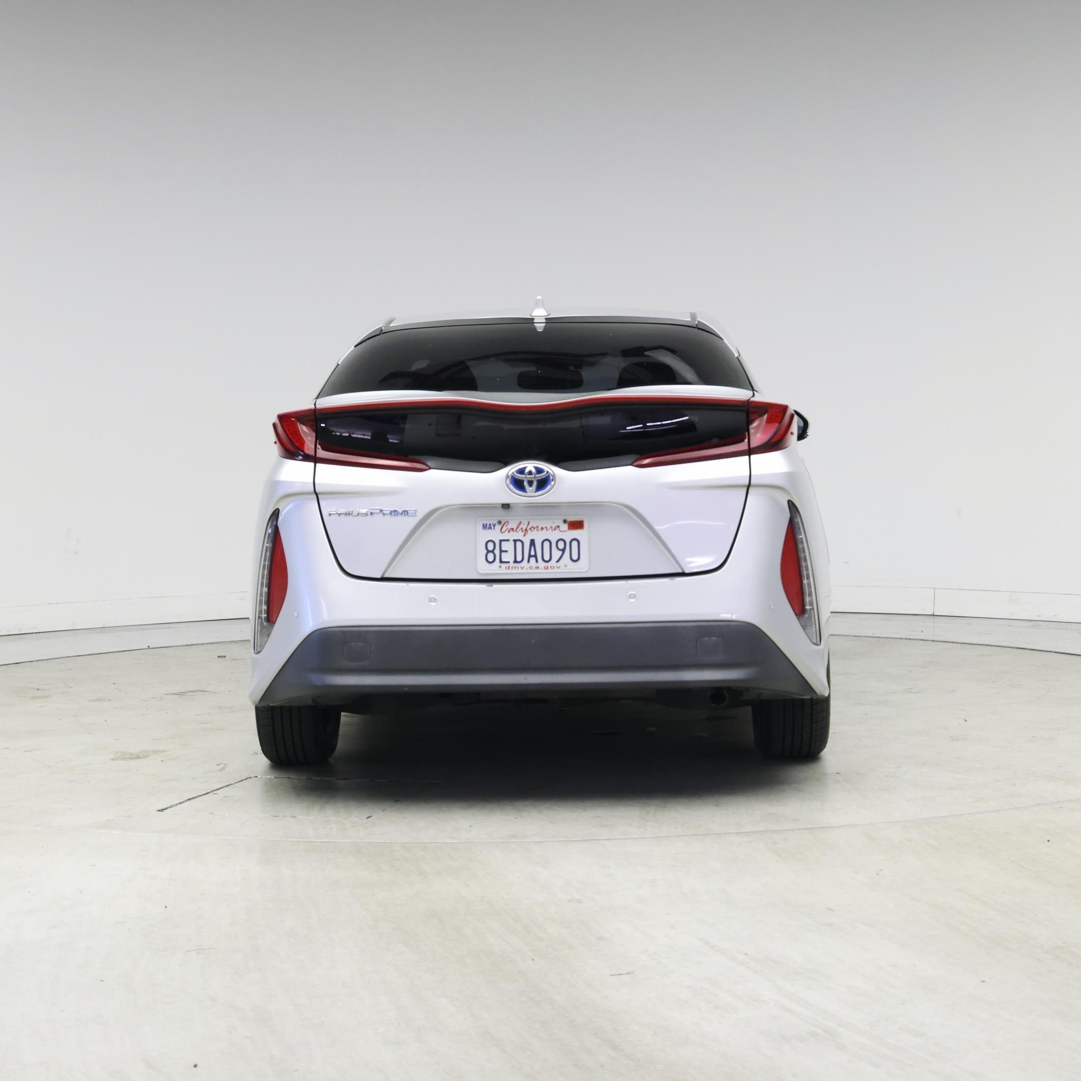 Thumbnail: 2017 Toyota Prius Prime - 6