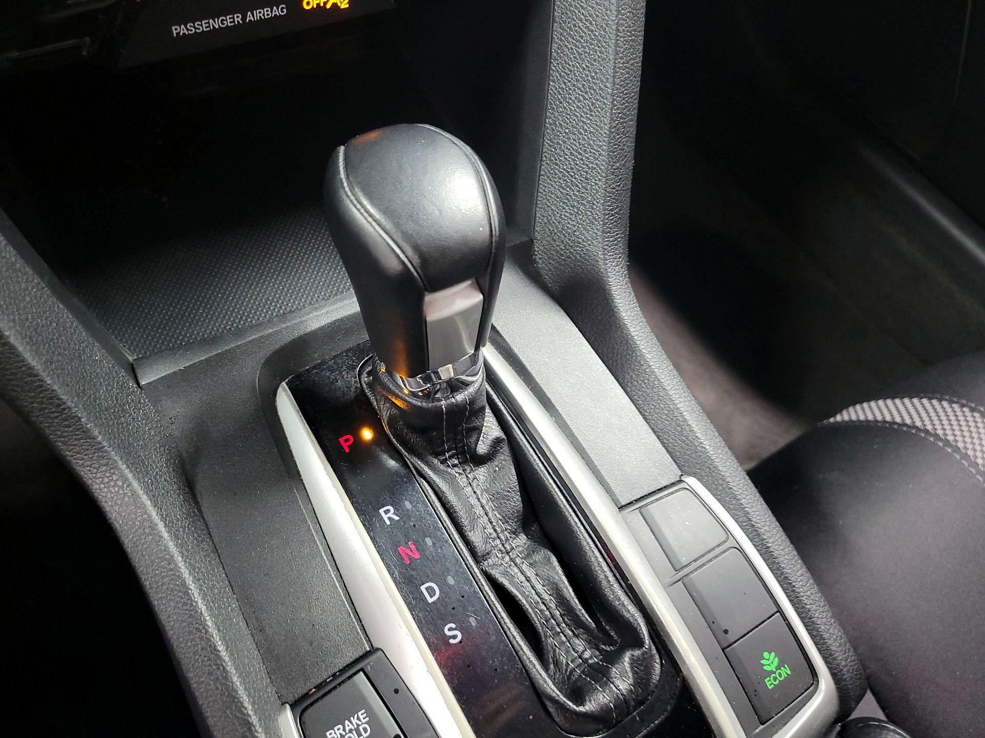 Thumbnail: 2019 Honda Civic - 17