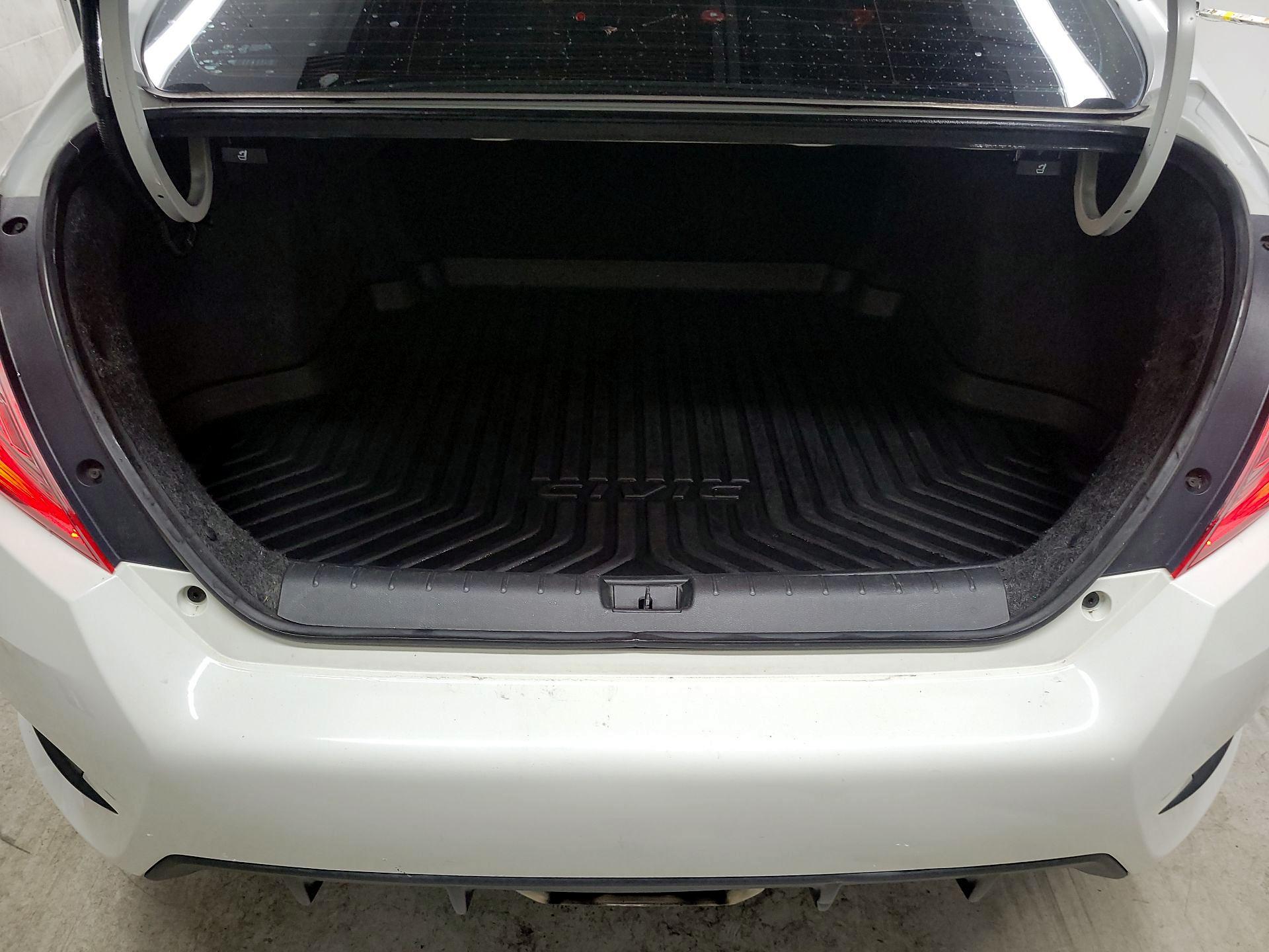 Thumbnail: 2019 Honda Civic - 19