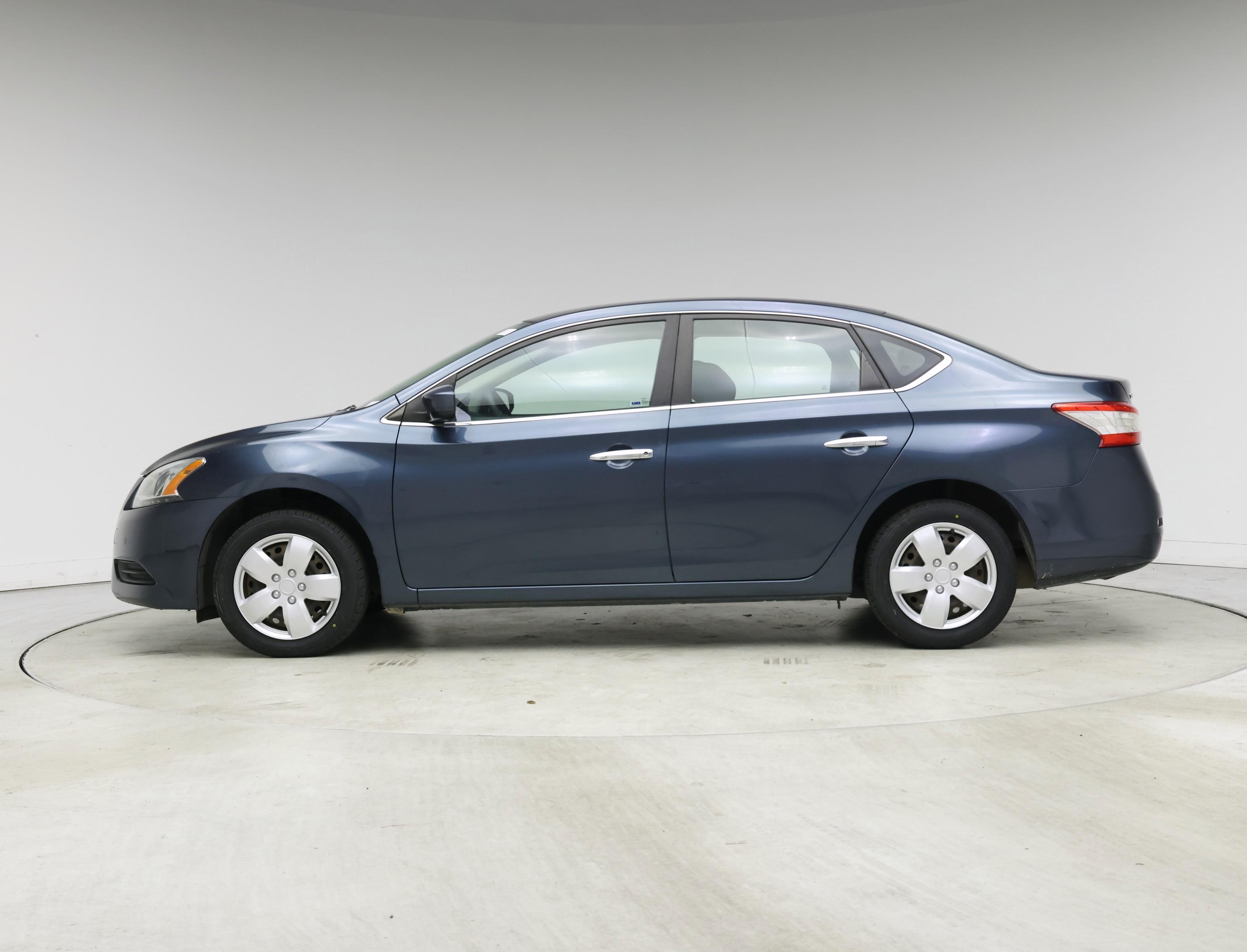 Thumbnail: 2014 Nissan Sentra - 3