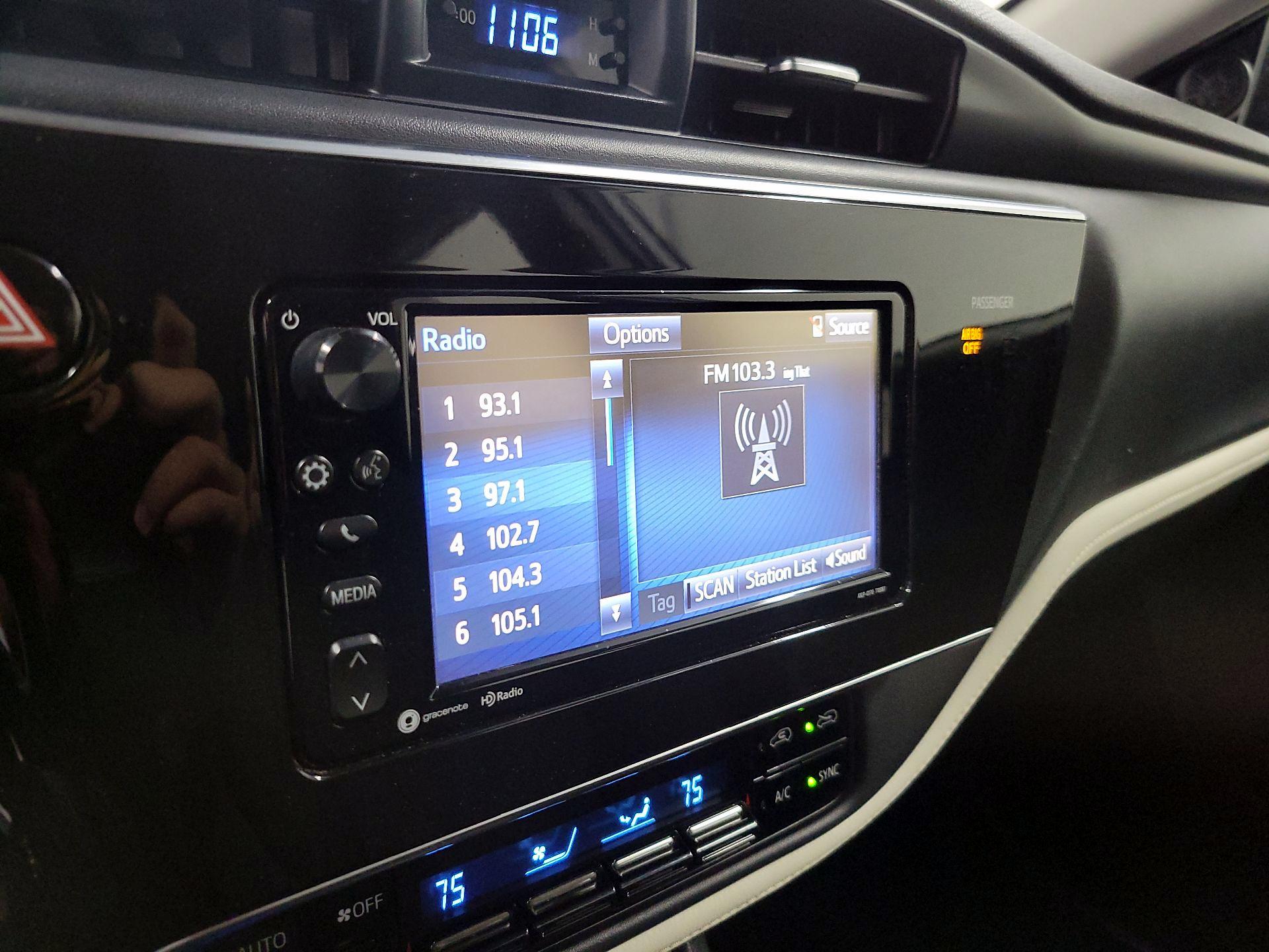 Thumbnail: 2018 Toyota Corolla iM - 14