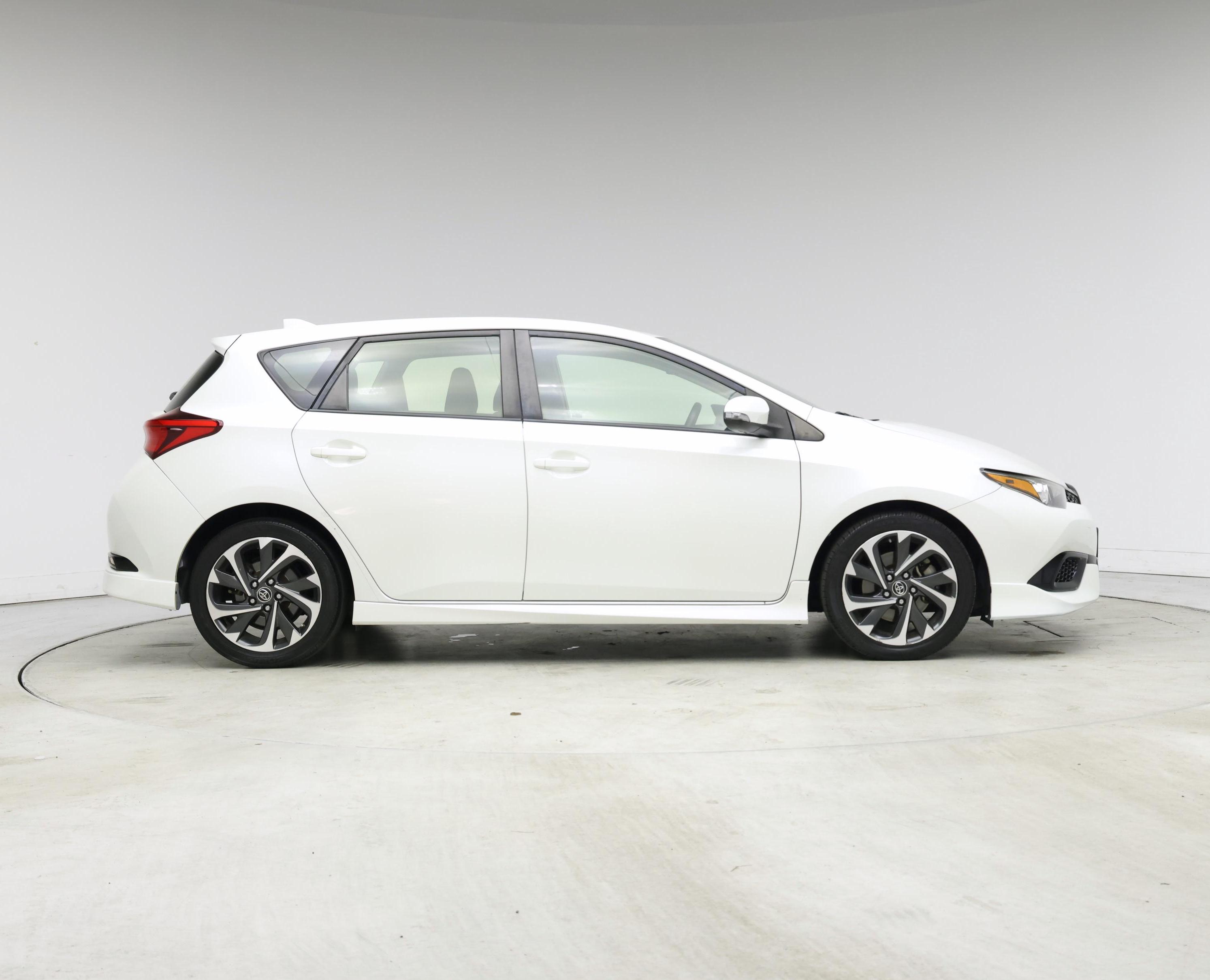 Thumbnail: 2018 Toyota Corolla iM - 7