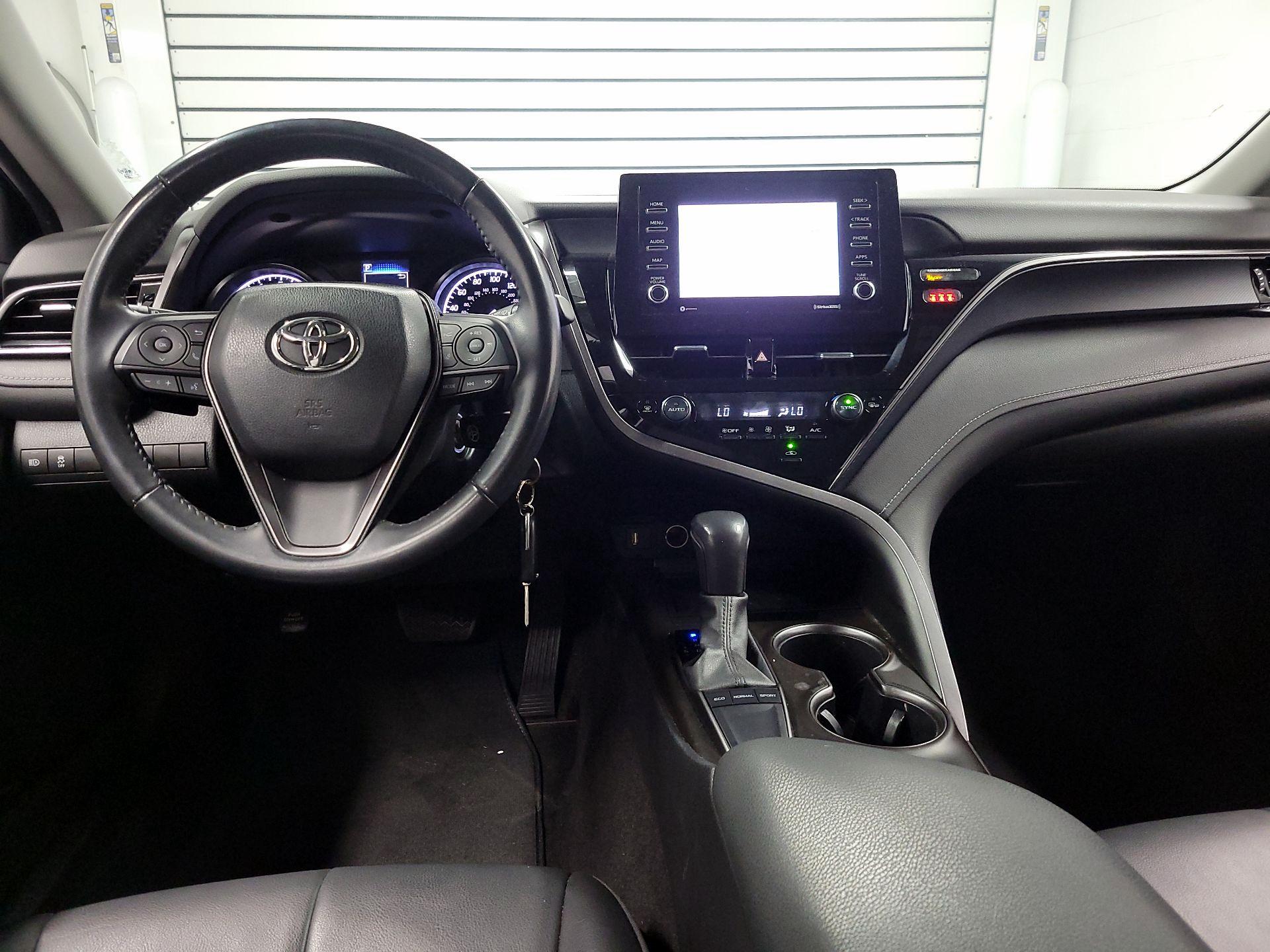 Thumbnail: 2023 Toyota Camry - 9