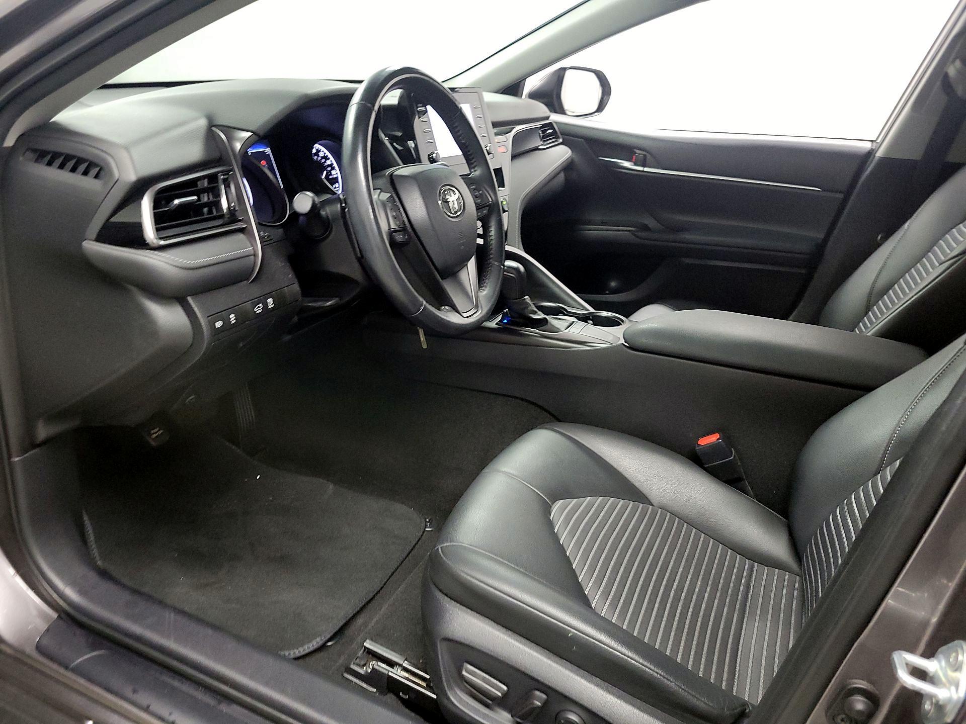 Thumbnail: 2023 Toyota Camry - 11