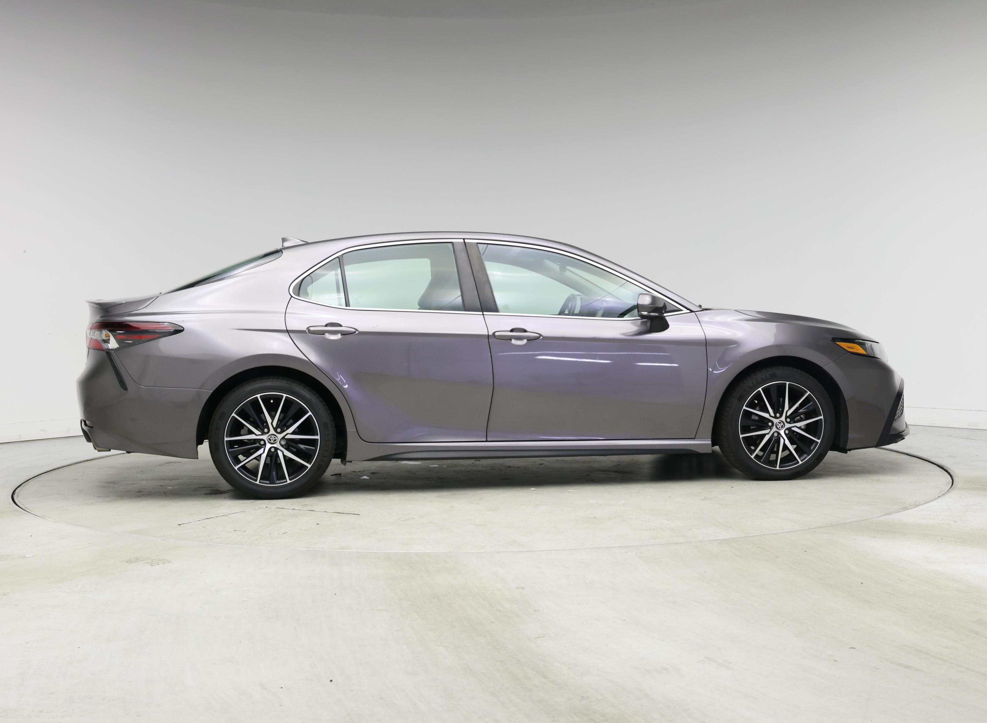 Thumbnail: 2023 Toyota Camry - 7