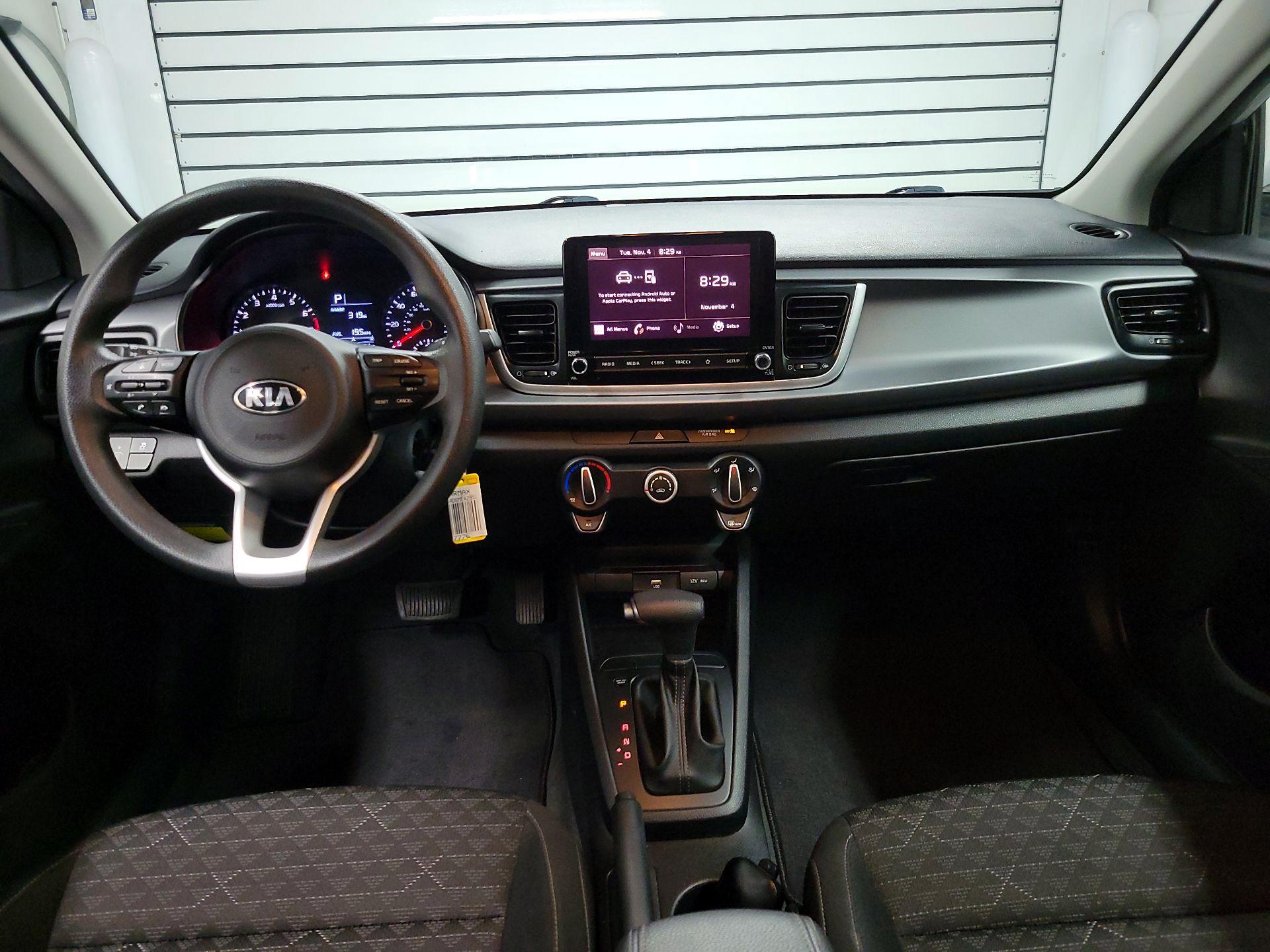 Thumbnail: 2021 Kia Rio - 9