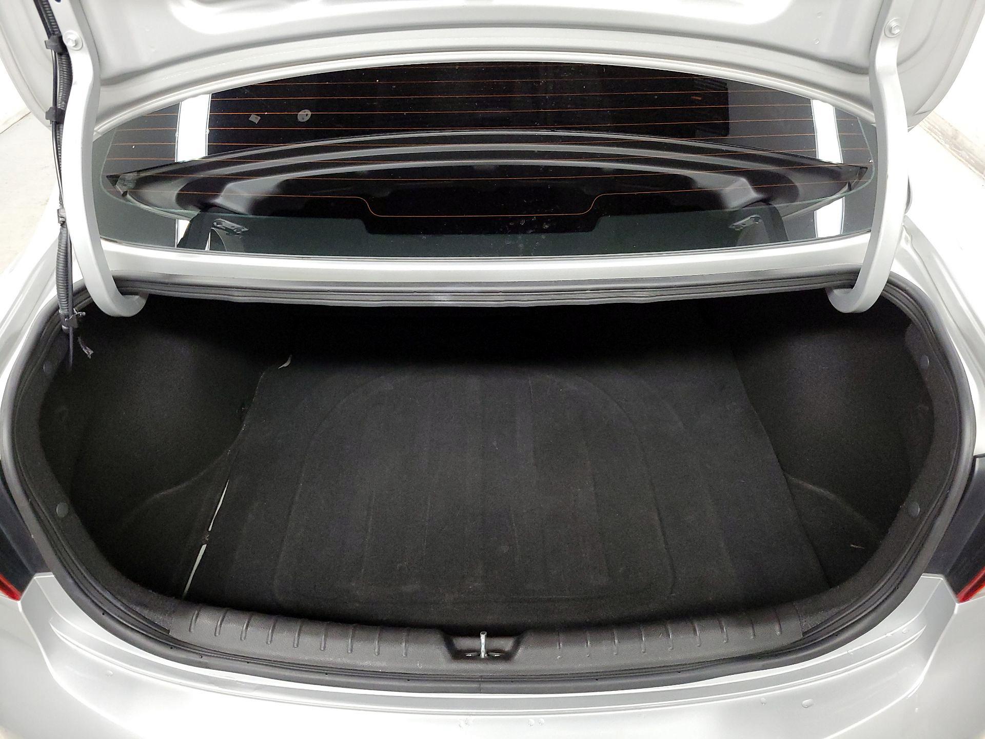 Thumbnail: 2021 Kia Rio - 18