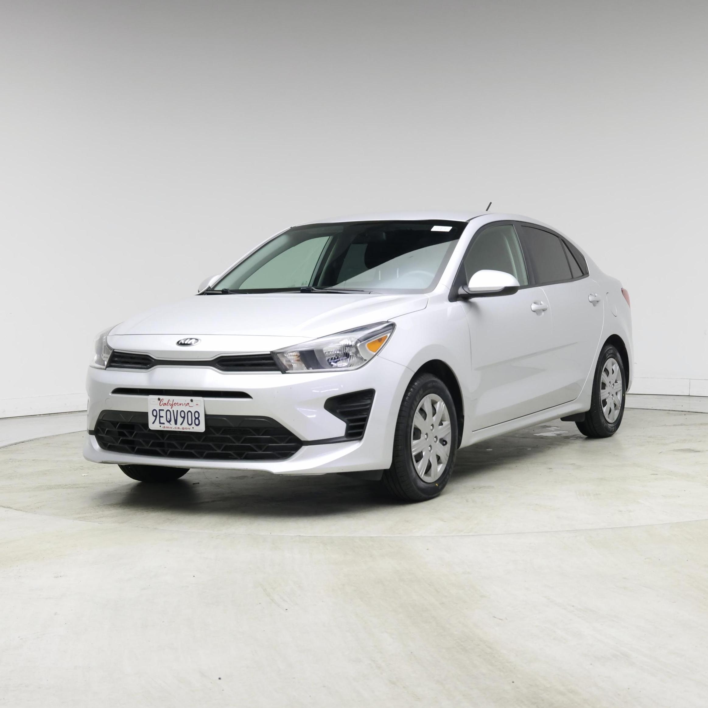 Thumbnail: 2021 Kia Rio - 4