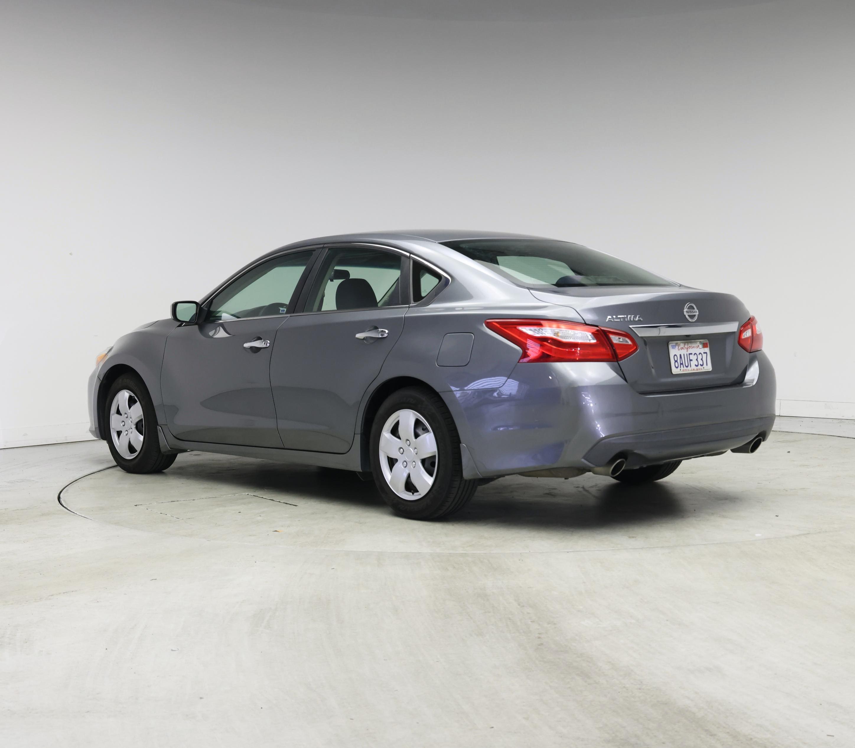 Thumbnail: 2017 Nissan Altima - 2