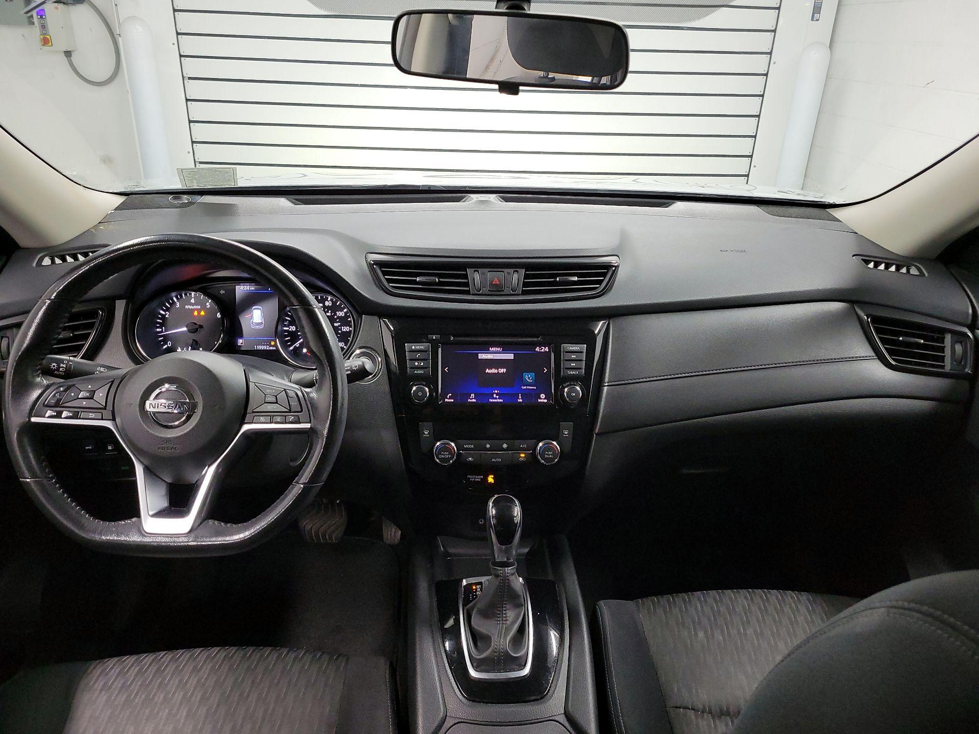 Thumbnail: 2018 Nissan Rogue - 9