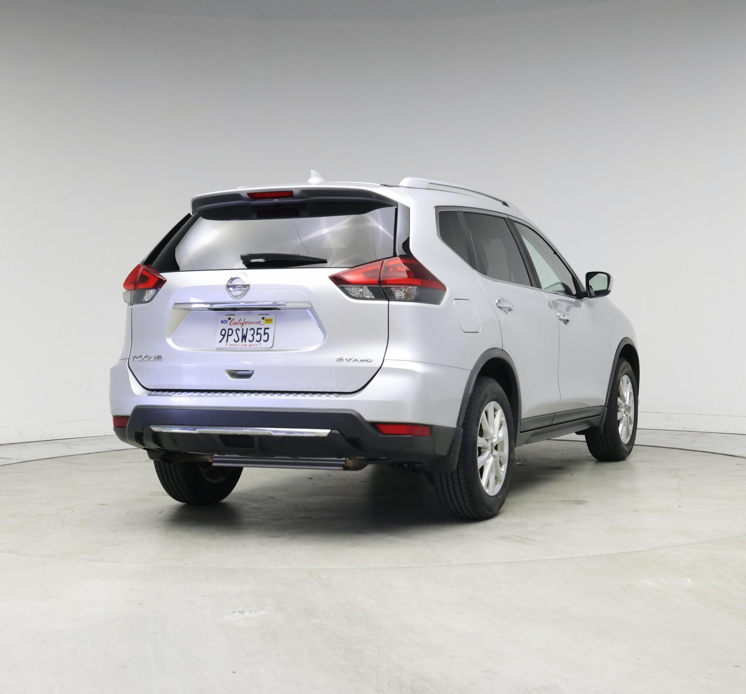 Thumbnail: 2018 Nissan Rogue - 8