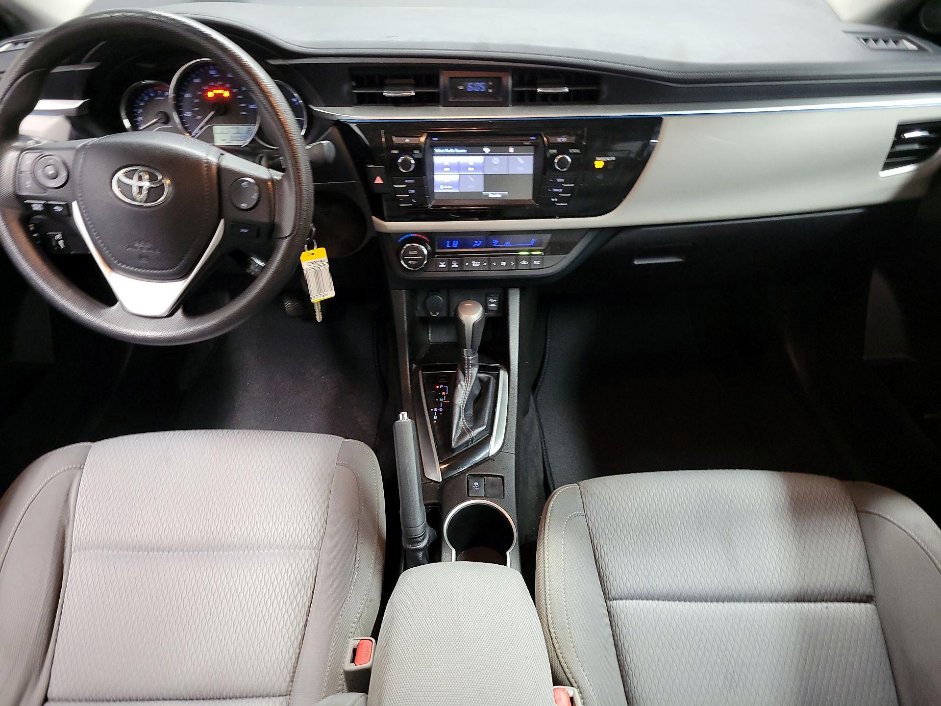 Thumbnail: 2016 Toyota Corolla - 9