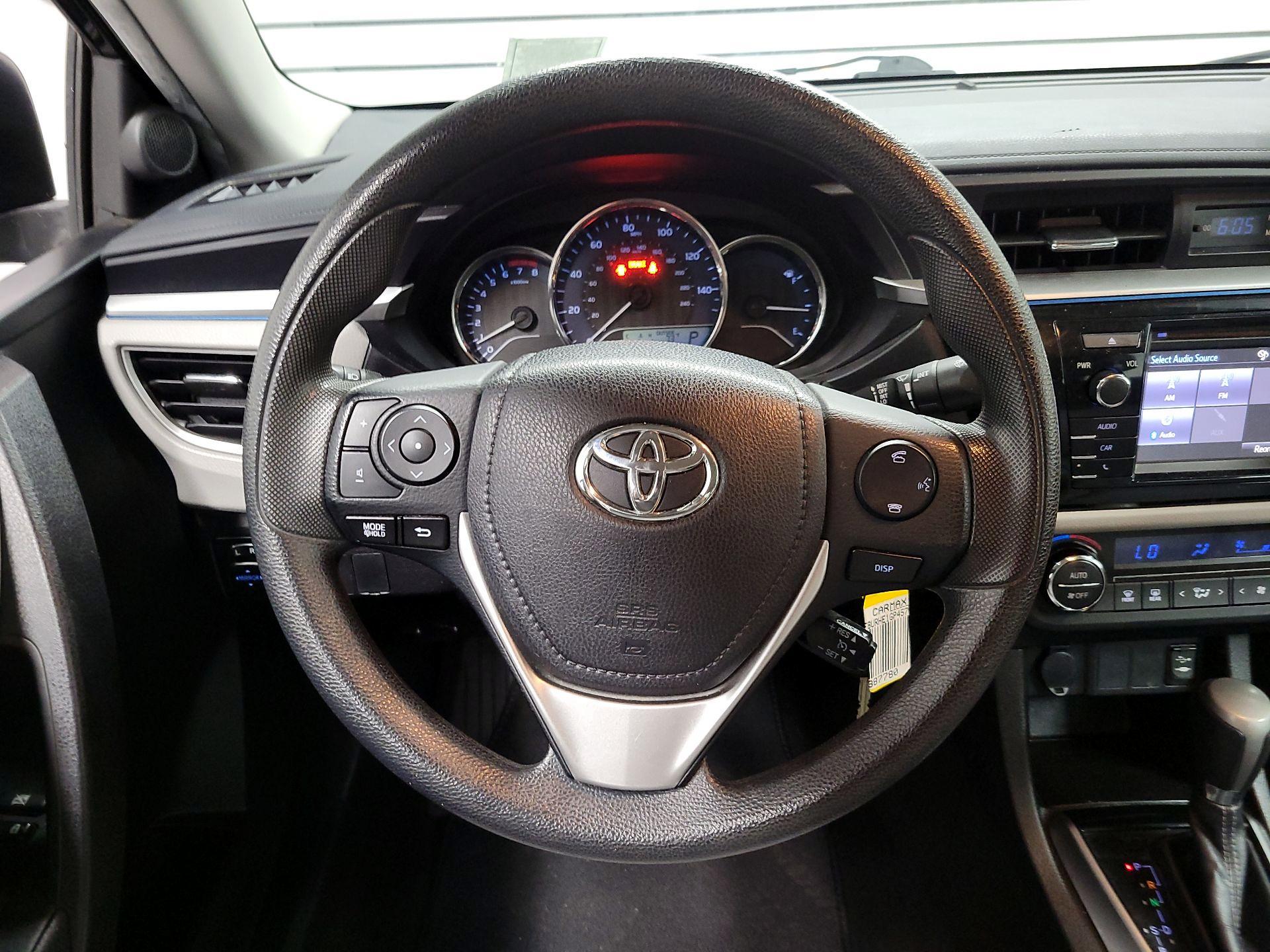 Thumbnail: 2016 Toyota Corolla - 10