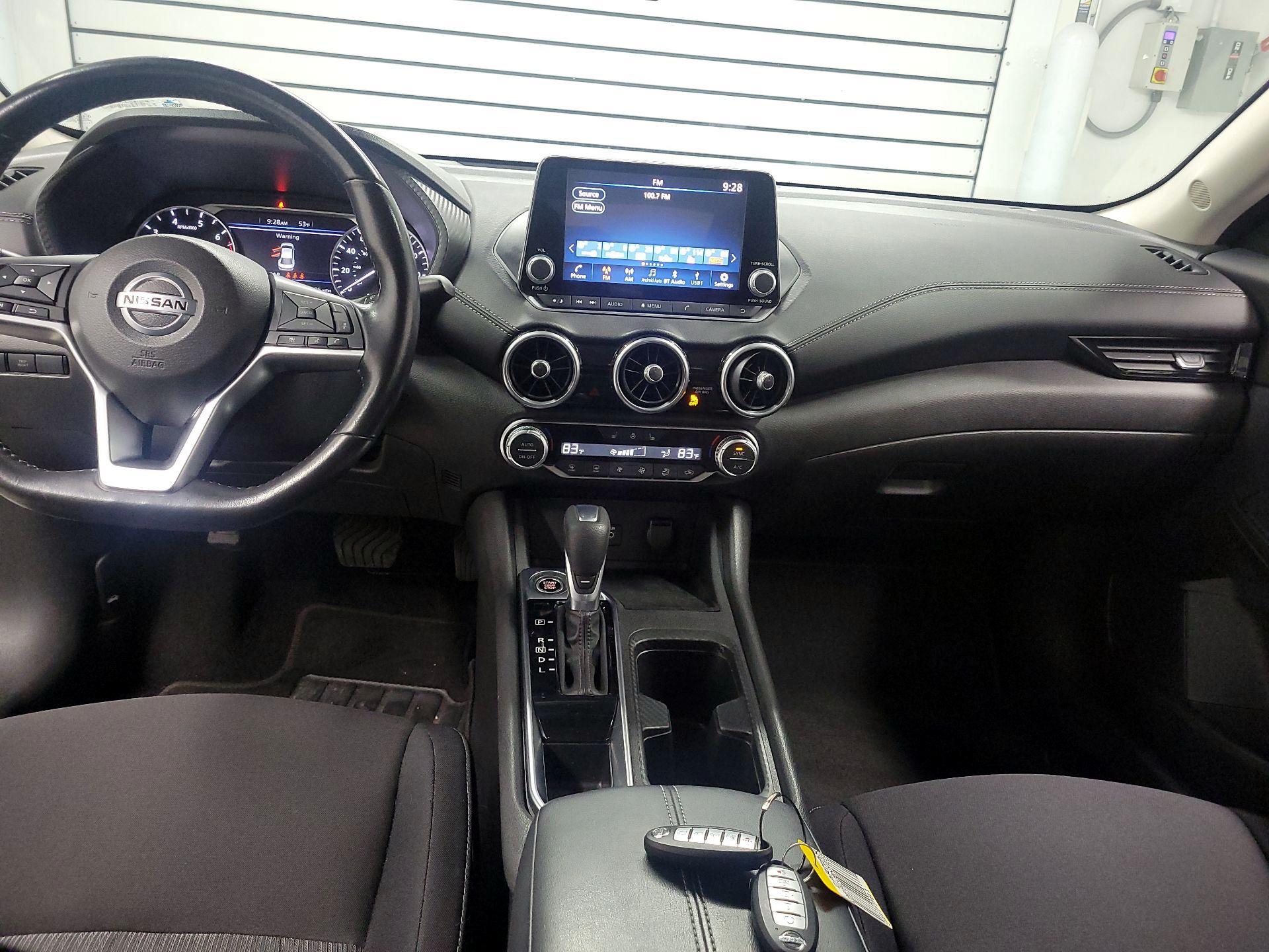 Thumbnail: 2022 Nissan Sentra - 9